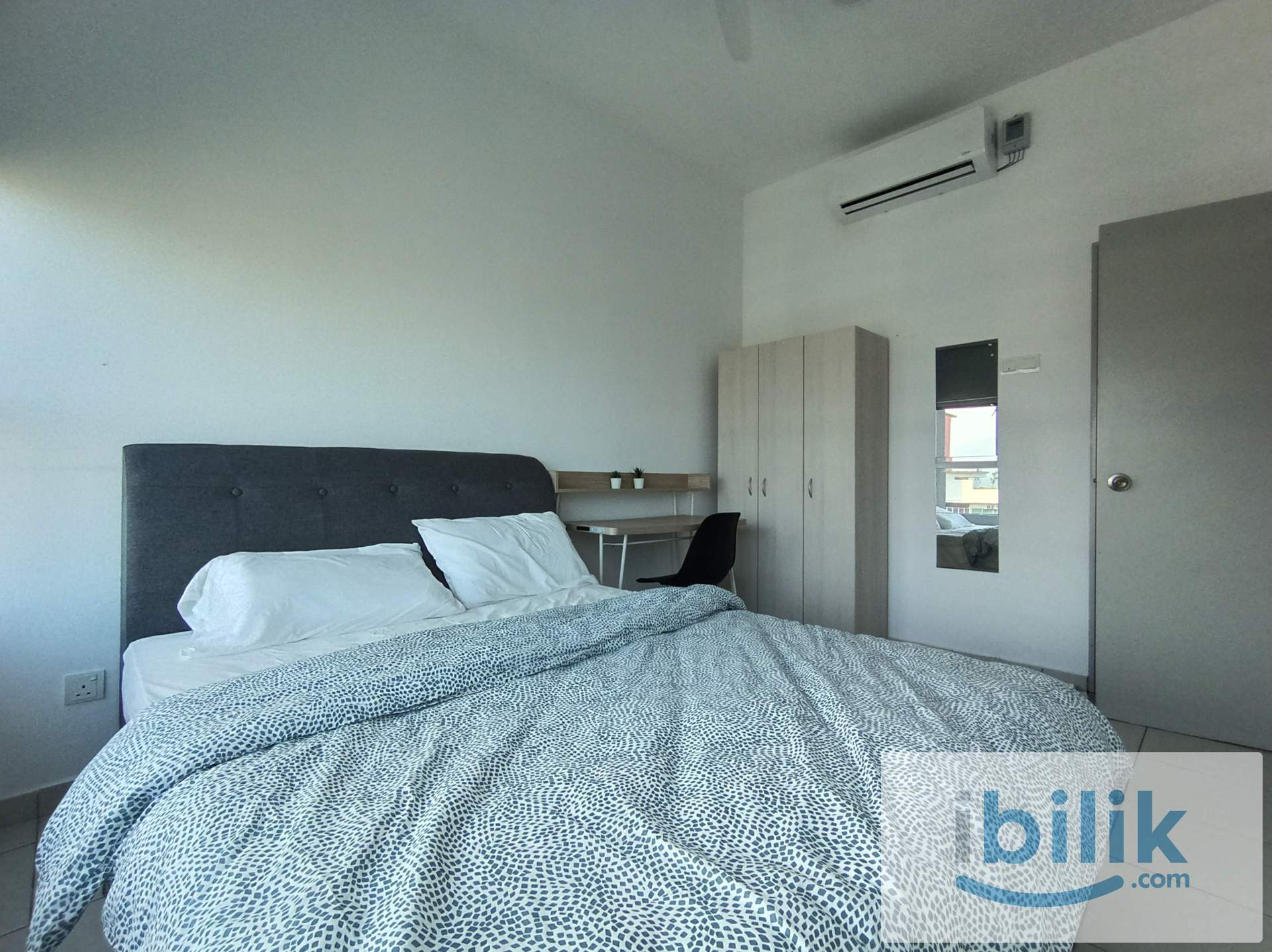 👱🏻‍♂️ All Male Master Room A (Divo) Type 1 at The Zizz, Damansara Damai - Image 3