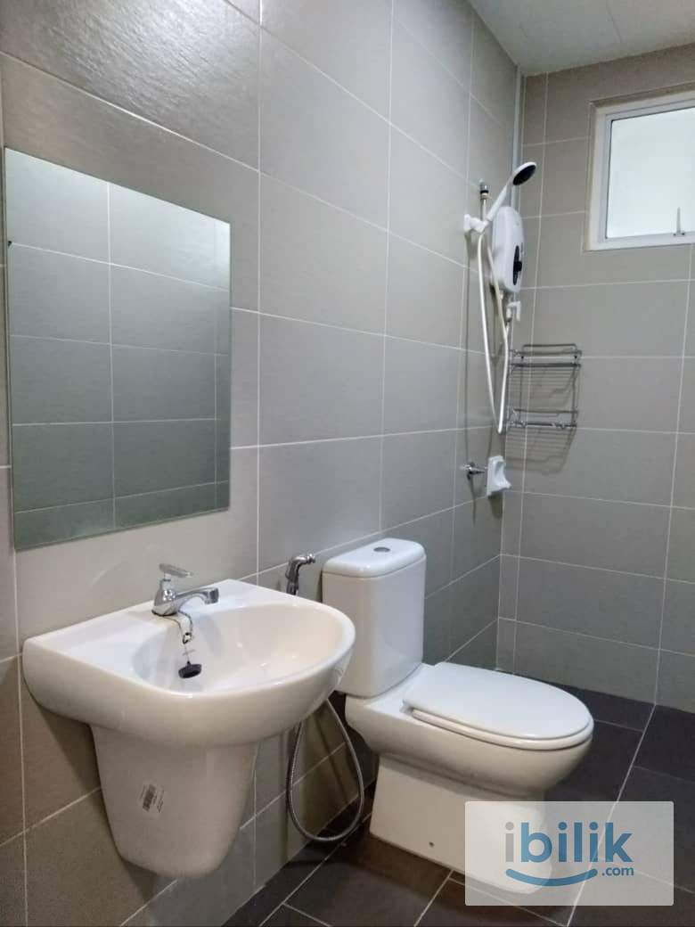 👩‍🦰 All Female Medium Room C at 7 Tree Seven, Cheras Selangor 🚌 Rapid KL On-Demand Van to MRT Bukit Dukung - Image 6