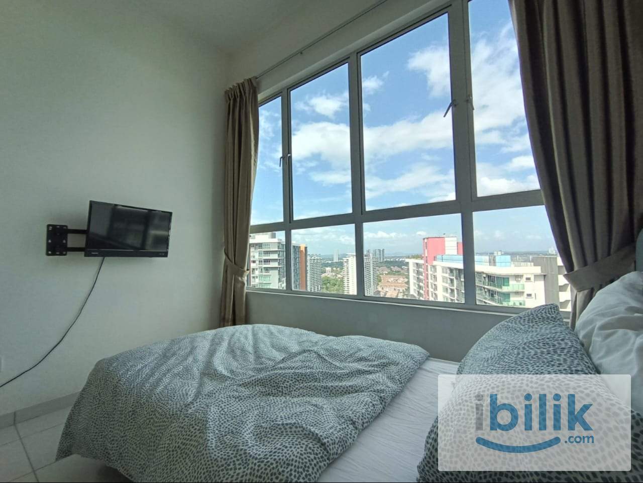 👨 All Male Medium Room A (Divo) Type 2 at The Zizz, Damansara Damai - Image 2