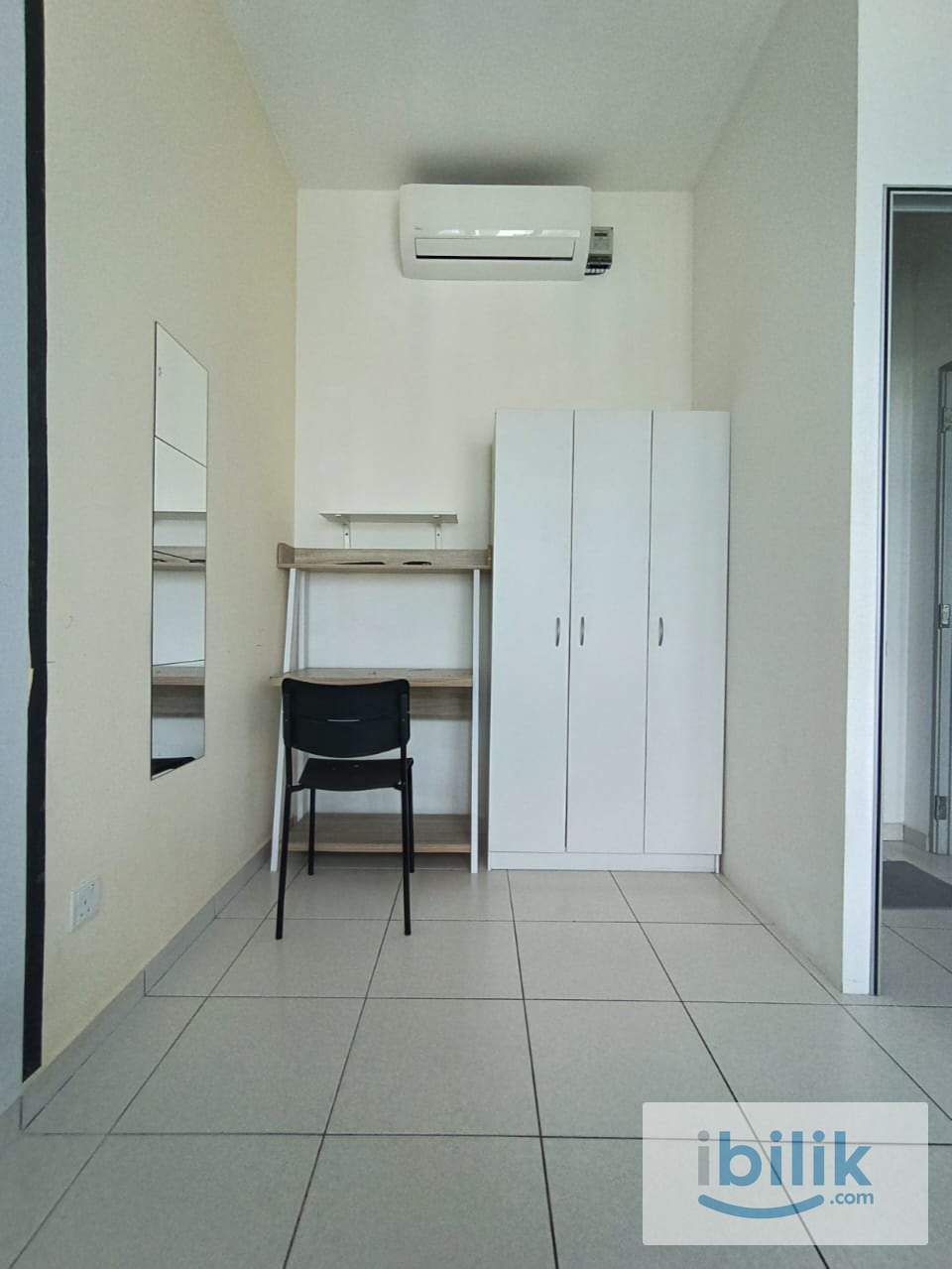 👩‍🦰 All Female Medium Room A (Divo) Type 2 at The Zizz, Damansara Damai - Image 3