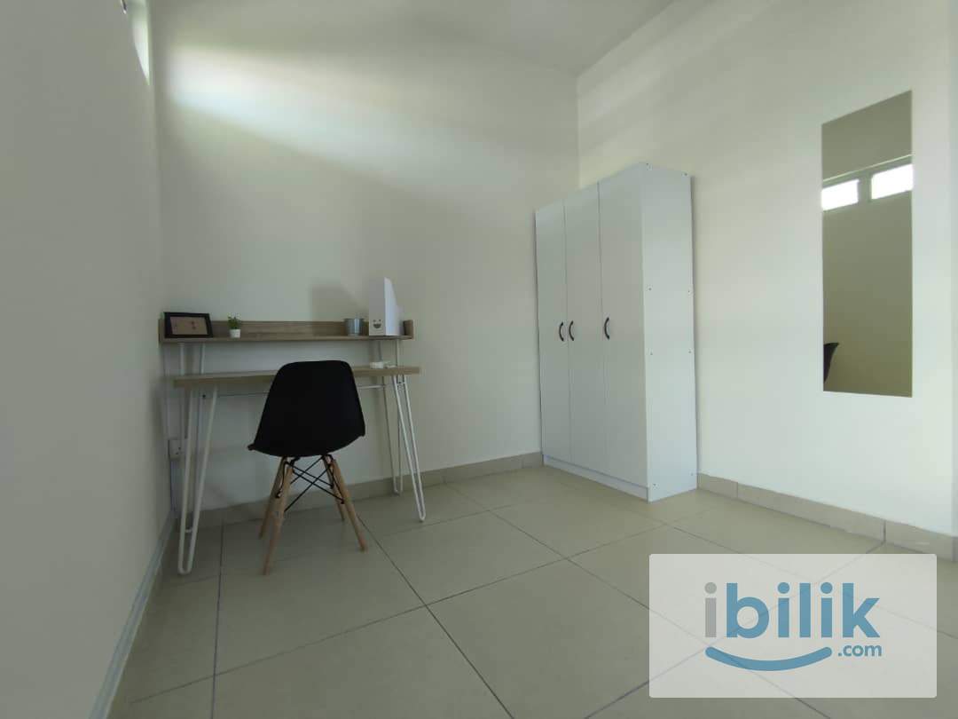 👩‍🦰 All Female Master Room A at Residensi Suasana, Damansara Damai - Image 2