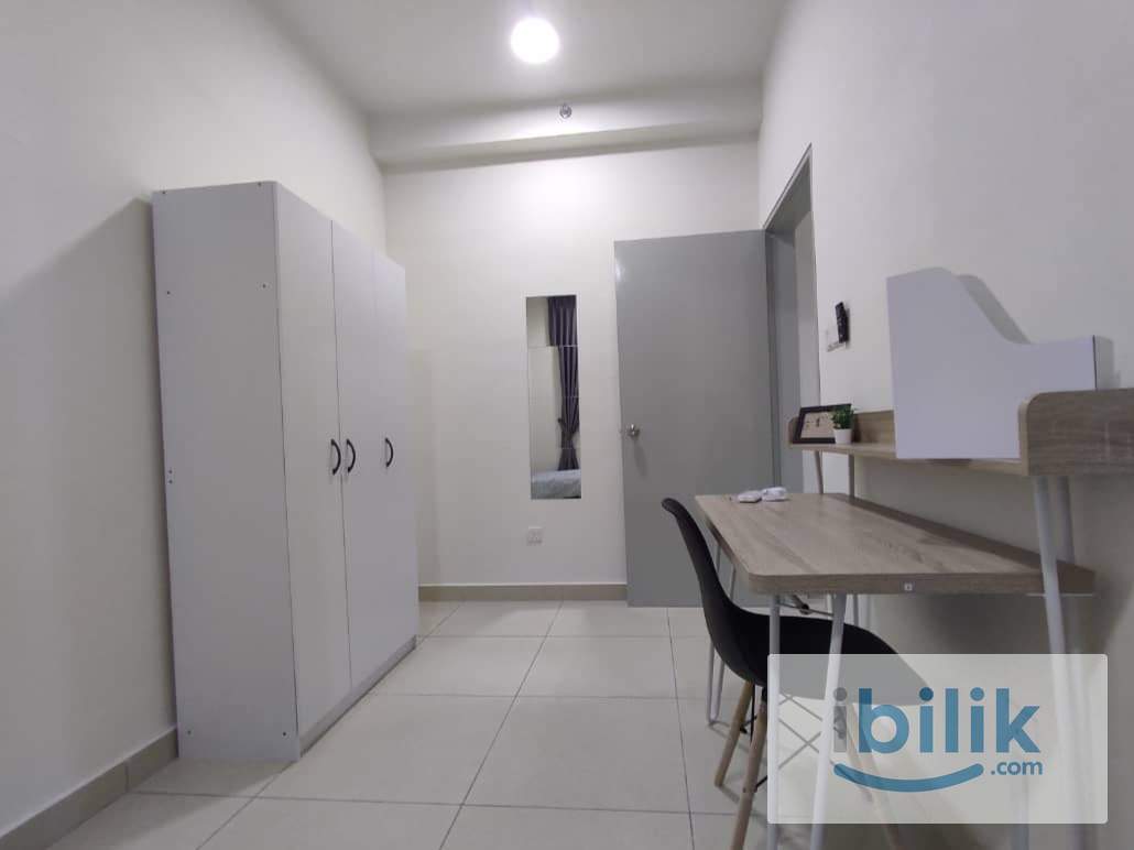 👩‍🦰 All Female Medium Room C at Residensi Suasana, Damansara Damai - Image 1