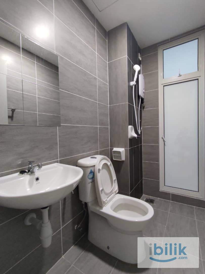 👩‍🦰 All Female Medium Room C at Residensi Suasana, Damansara Damai - Image 6