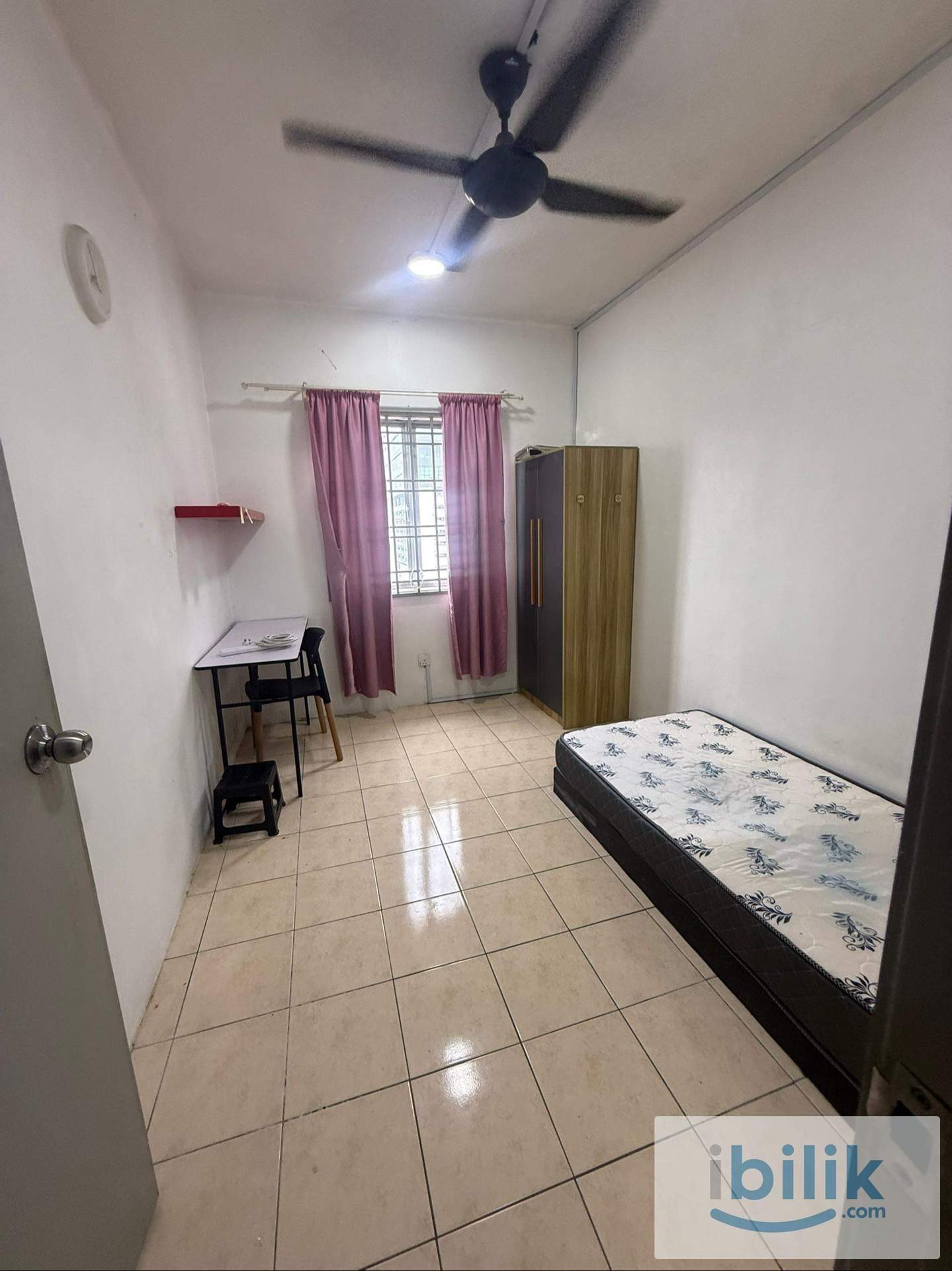 Middle Room Angkasa Condominium  - Image 1