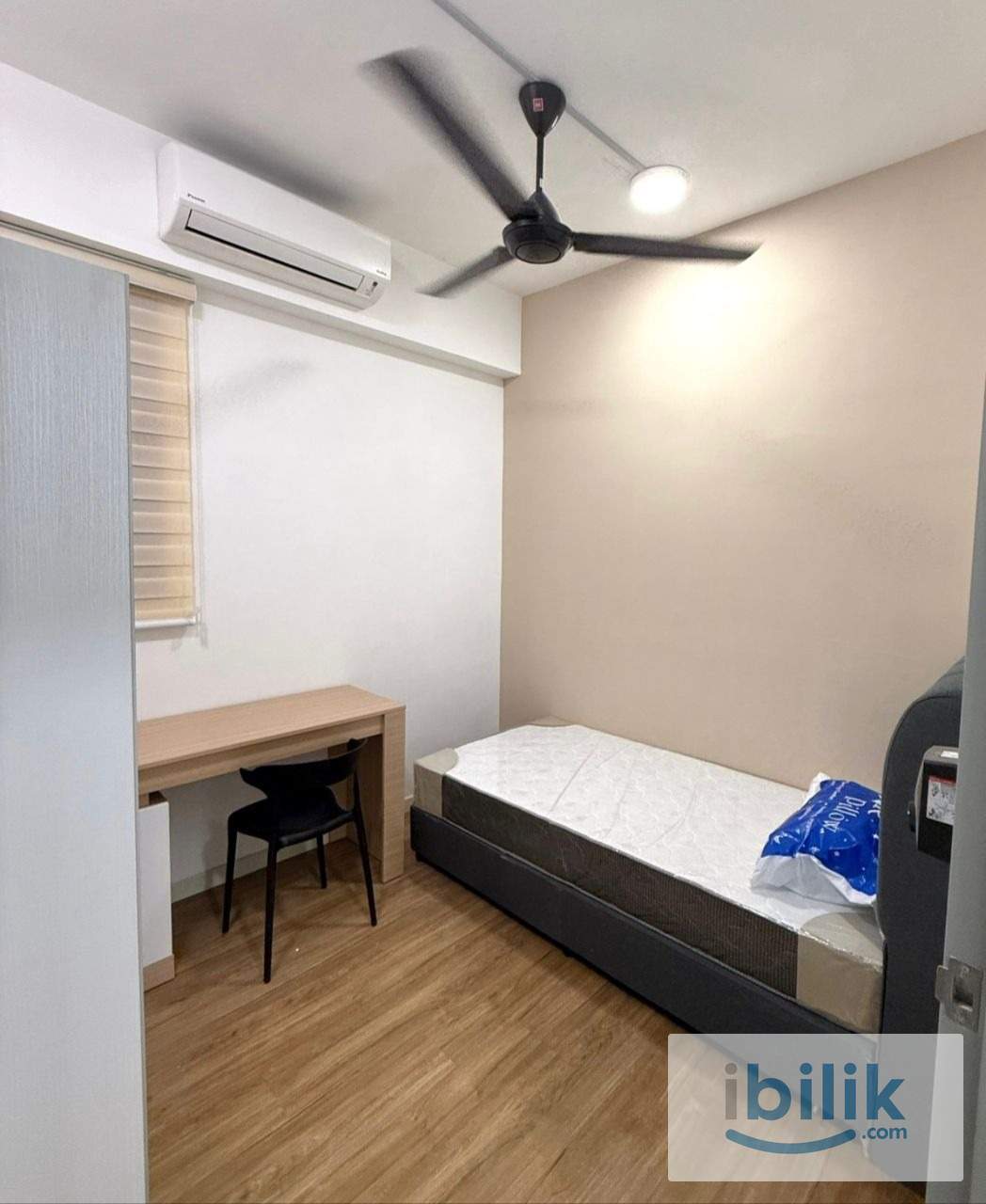 MRT LINE ROOM FOR RENT (Taman Pertama MRT Station)(IMMEDIATE MOVE-IN) - Image 3