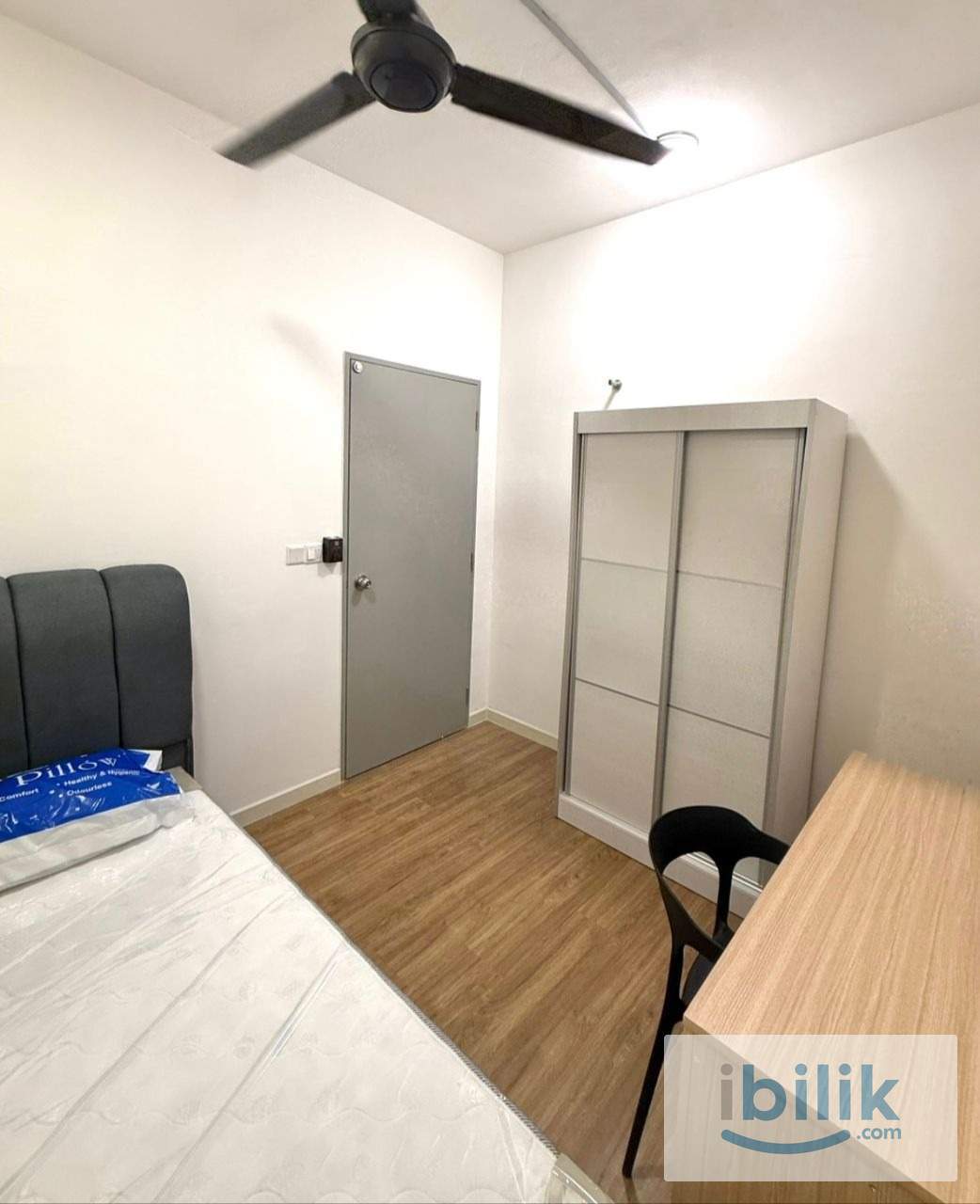 MRT LINE ROOM FOR RENT (Taman Pertama MRT Station)(IMMEDIATE MOVE-IN) - Image 4