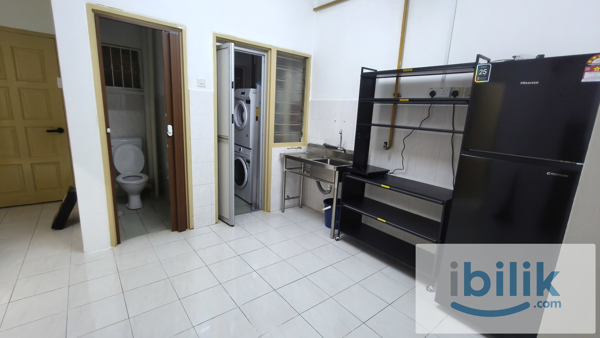 3 mins walking distance lrt Middle Room - Image 5