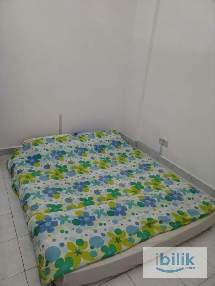 room - Image 6