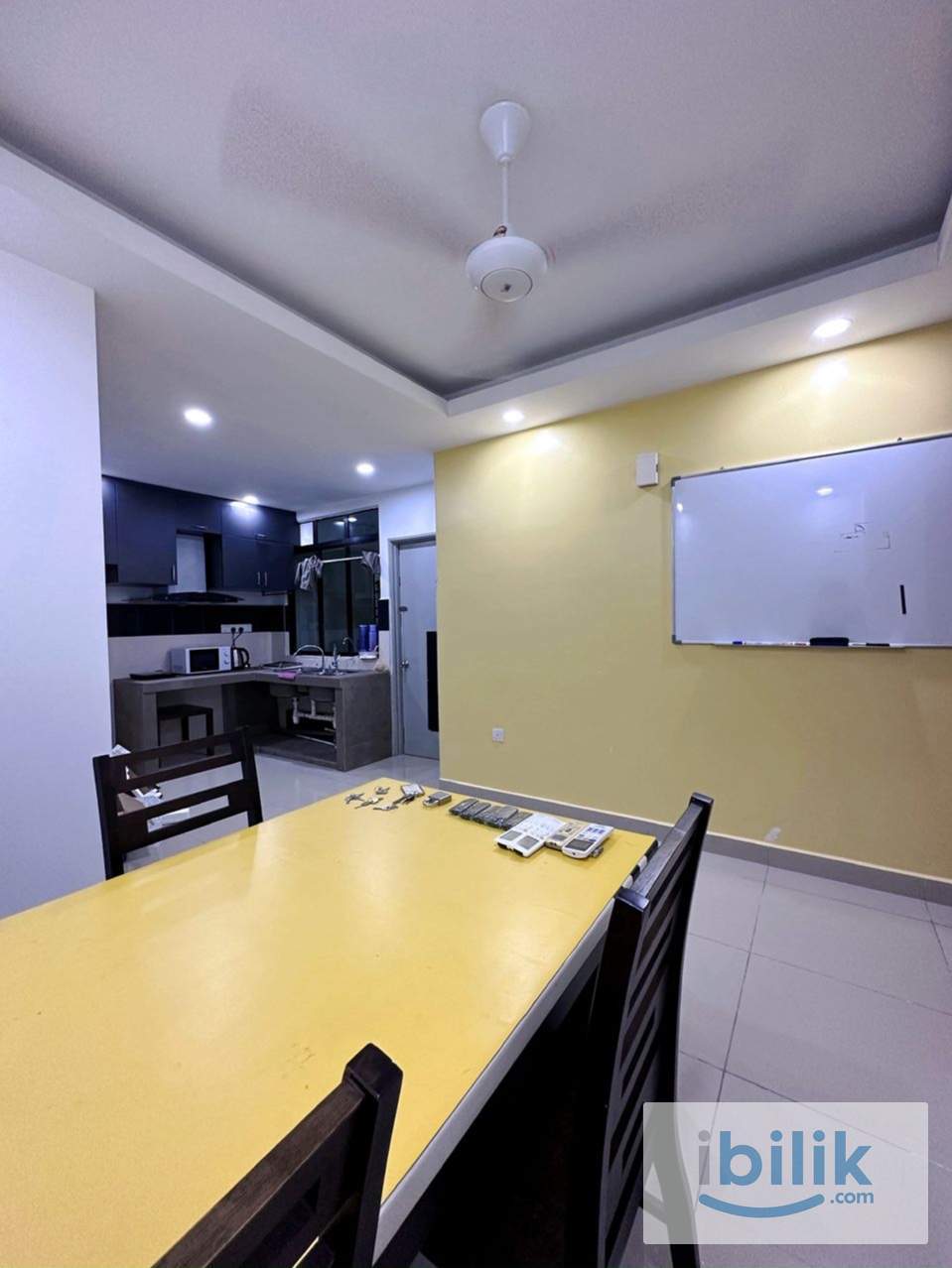 One Damansara Female unit Medium Room - Image 5