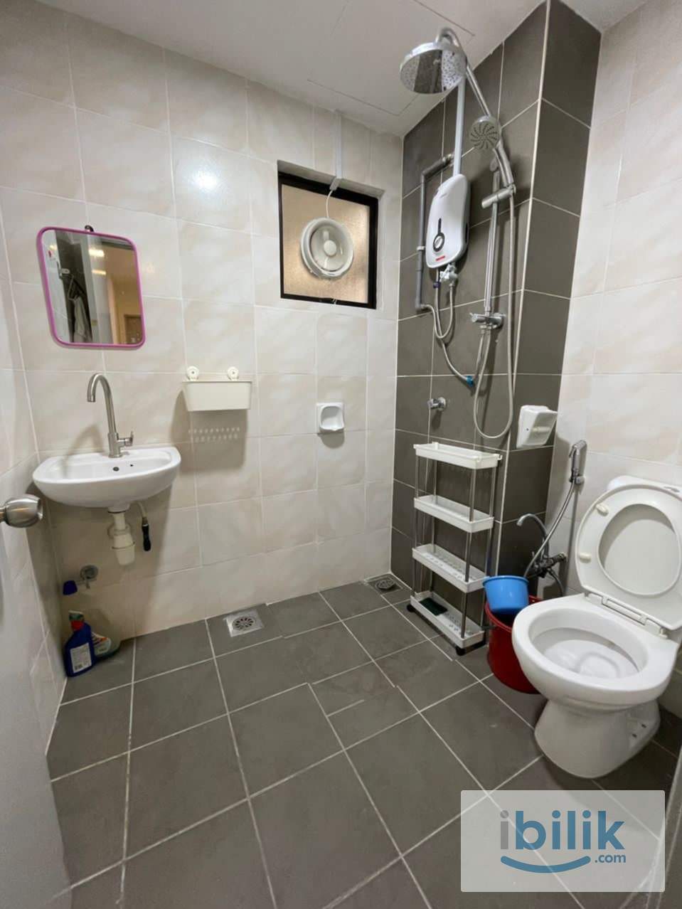 One Damansara Female unit Medium Room - Image 6