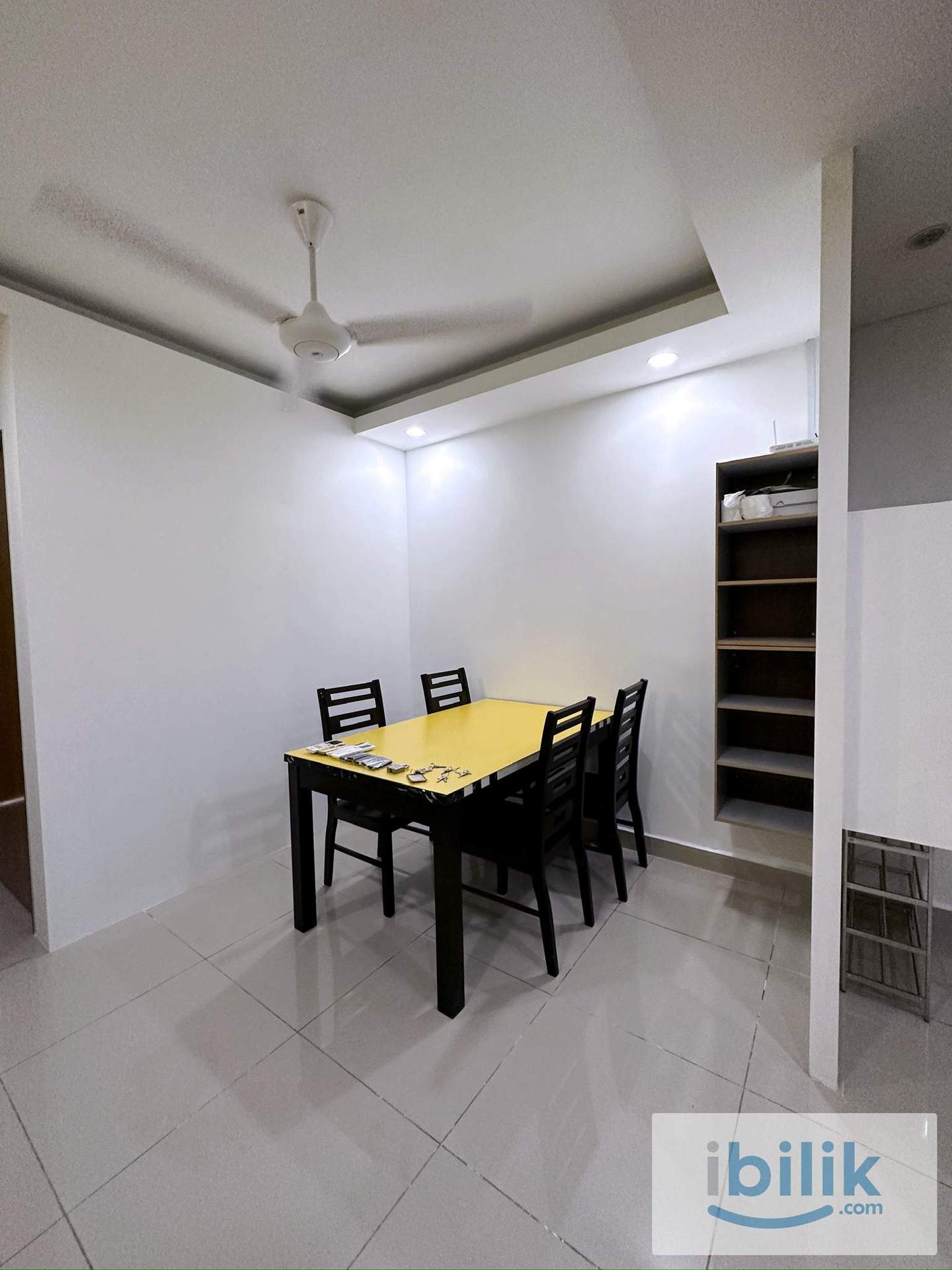Single Female Room Free Utilities - Image 2