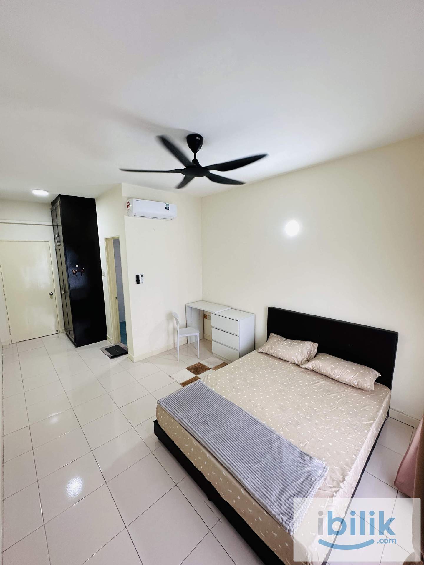 Damansara Perdana Female New Master Bedroom For Rent - Image 1
