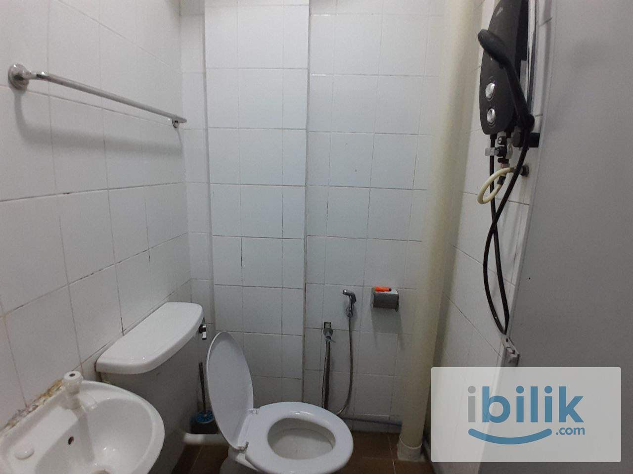 [TRX Co Living] Master Room Private Toilet Near TRX Mall, MRT station, TREC, TSLAW - Image 2