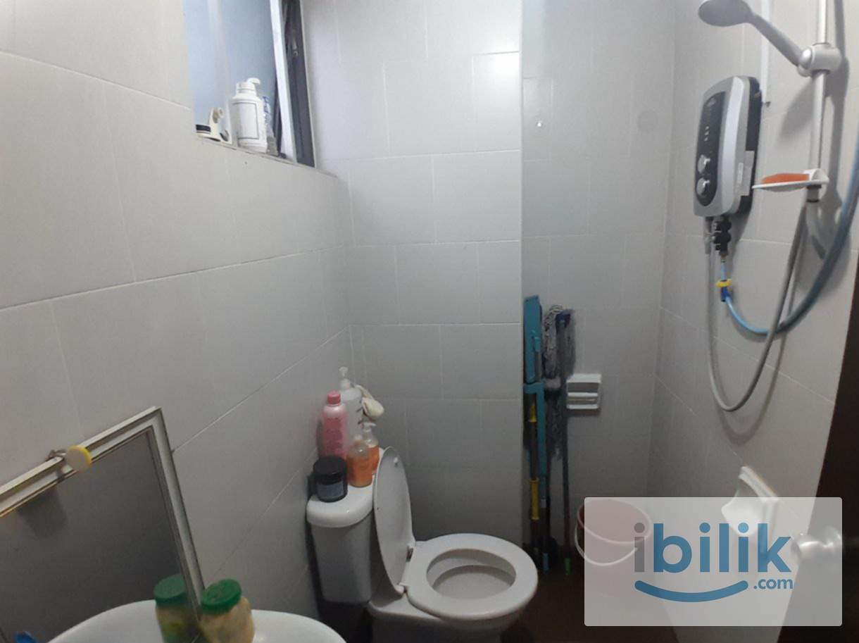 [Saville Residence]  Near Mid Valley Female Unit Master Room Rent - Image 4