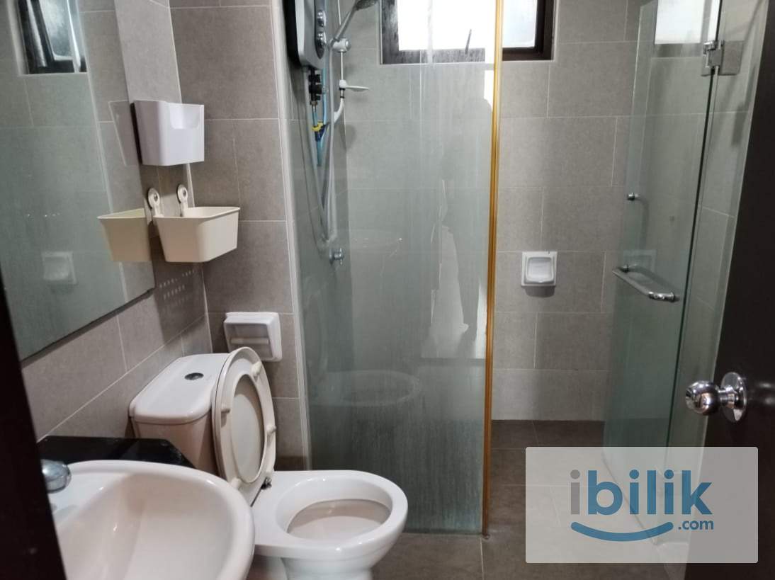 [Saville OKR] Near Mid Valley Seputeh Middle Room Rent Opposite Bus Stop to KL Sentral - Image 3