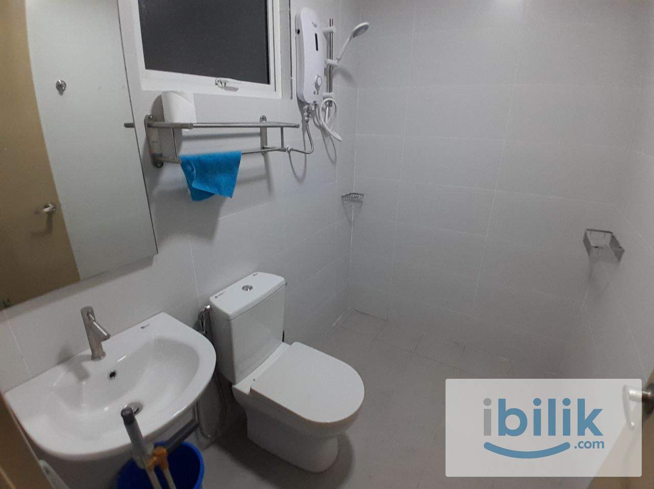 [Nadayu 801] Master Room with Private Toilet Shuttle to Help University - Image 3