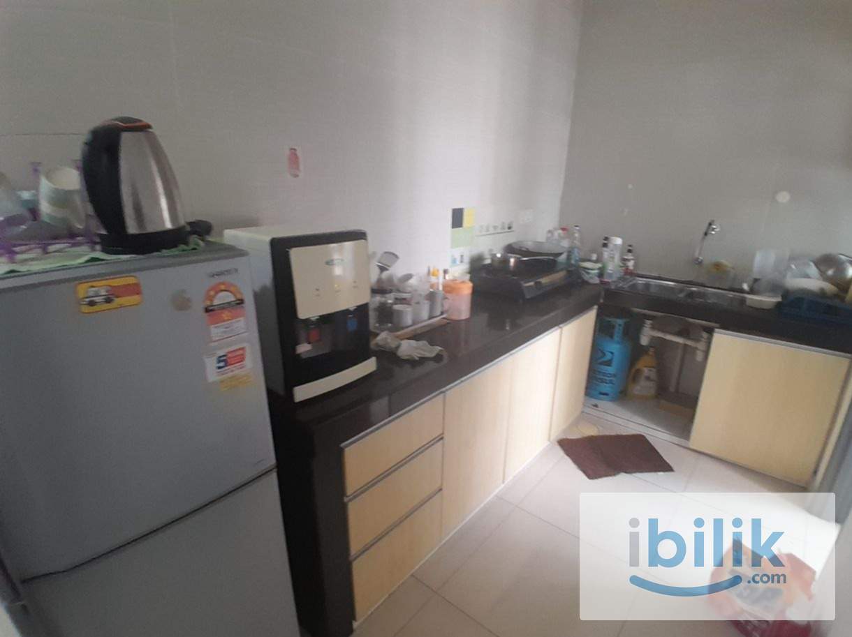 [Amaya] Female Unit Master Room with Private Bathroom Near LRT, MRT, Sunway Velocity - Image 2