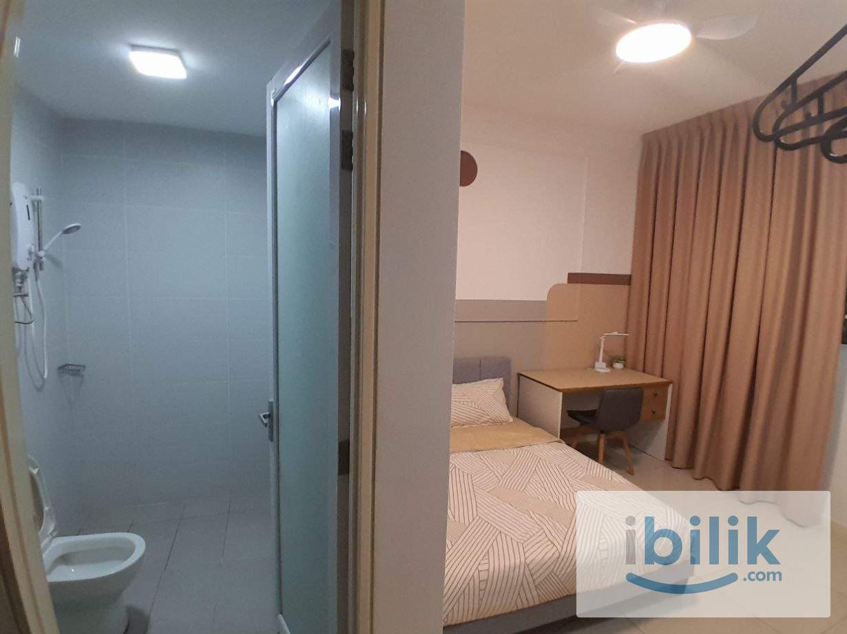 [Nadayu 801] Master Room with Private Toilet Shuttle to Help University - Image 1