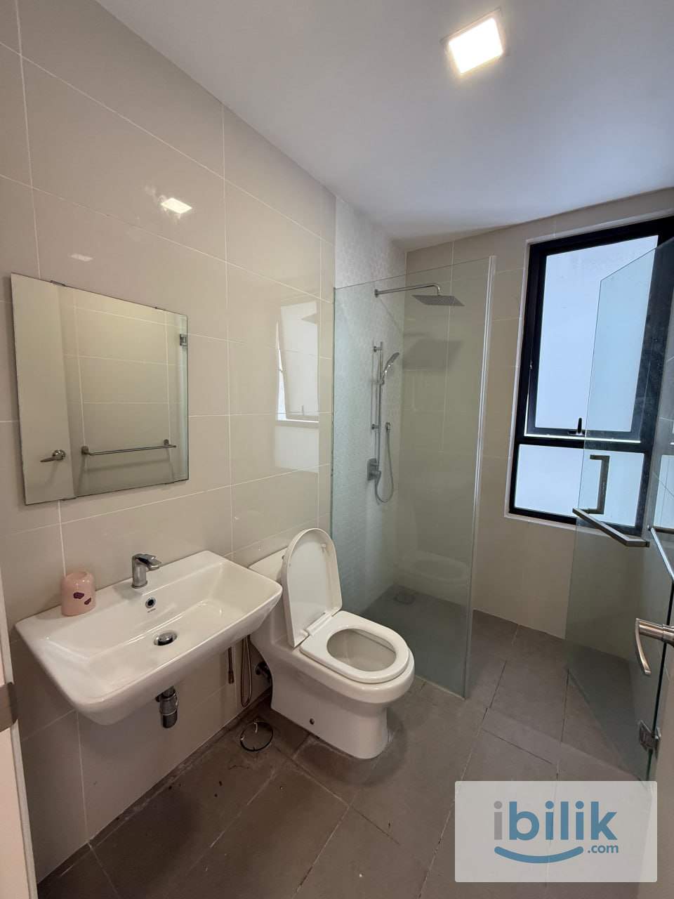 [Continew Residence] Master Room Rent Near MyTown, Pudu, Chan Sow Lin - Image 5