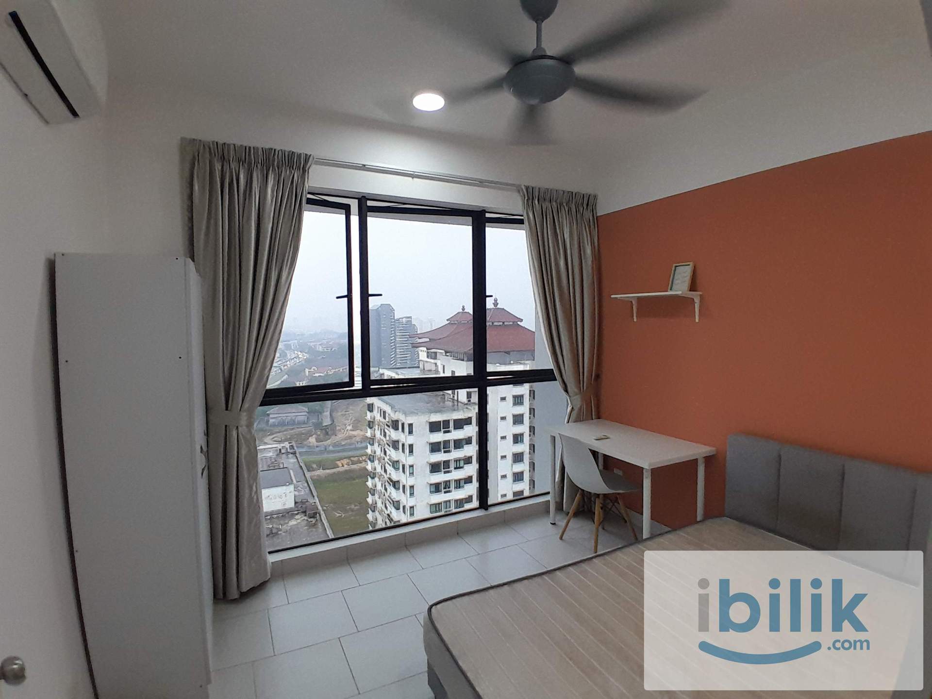 [Astetica Residence] Mixed Gender Unit Room with Aircond Rent Short Walk to KTM Serdang Near Mines Resort City & UPM - Image 1