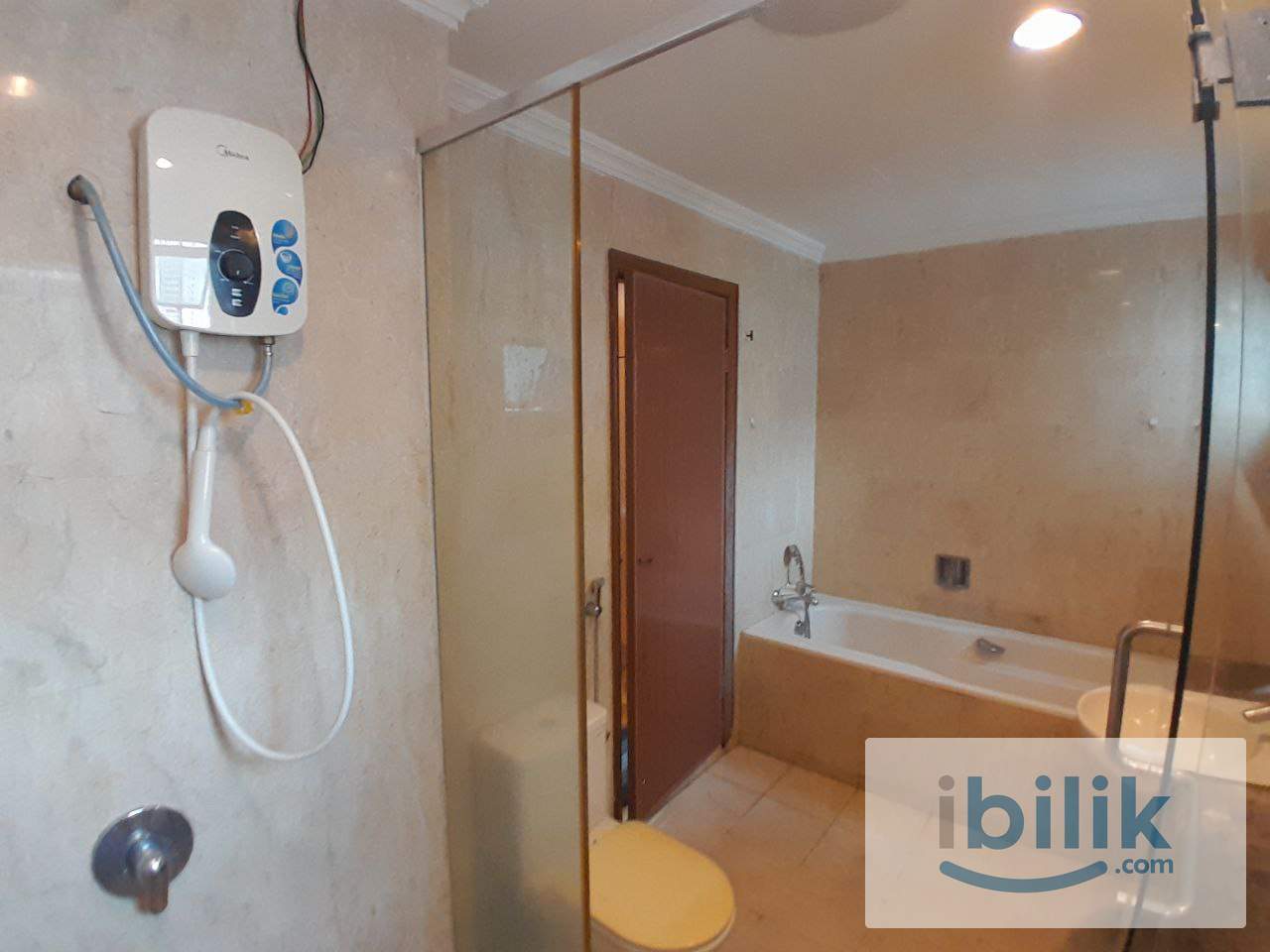 [Suasana Sentral Condo] Mixed Gender Unit Master Room with Private Toilet Near NU Sentral, Concentrix, Bangsar, TDCX - Image 7
