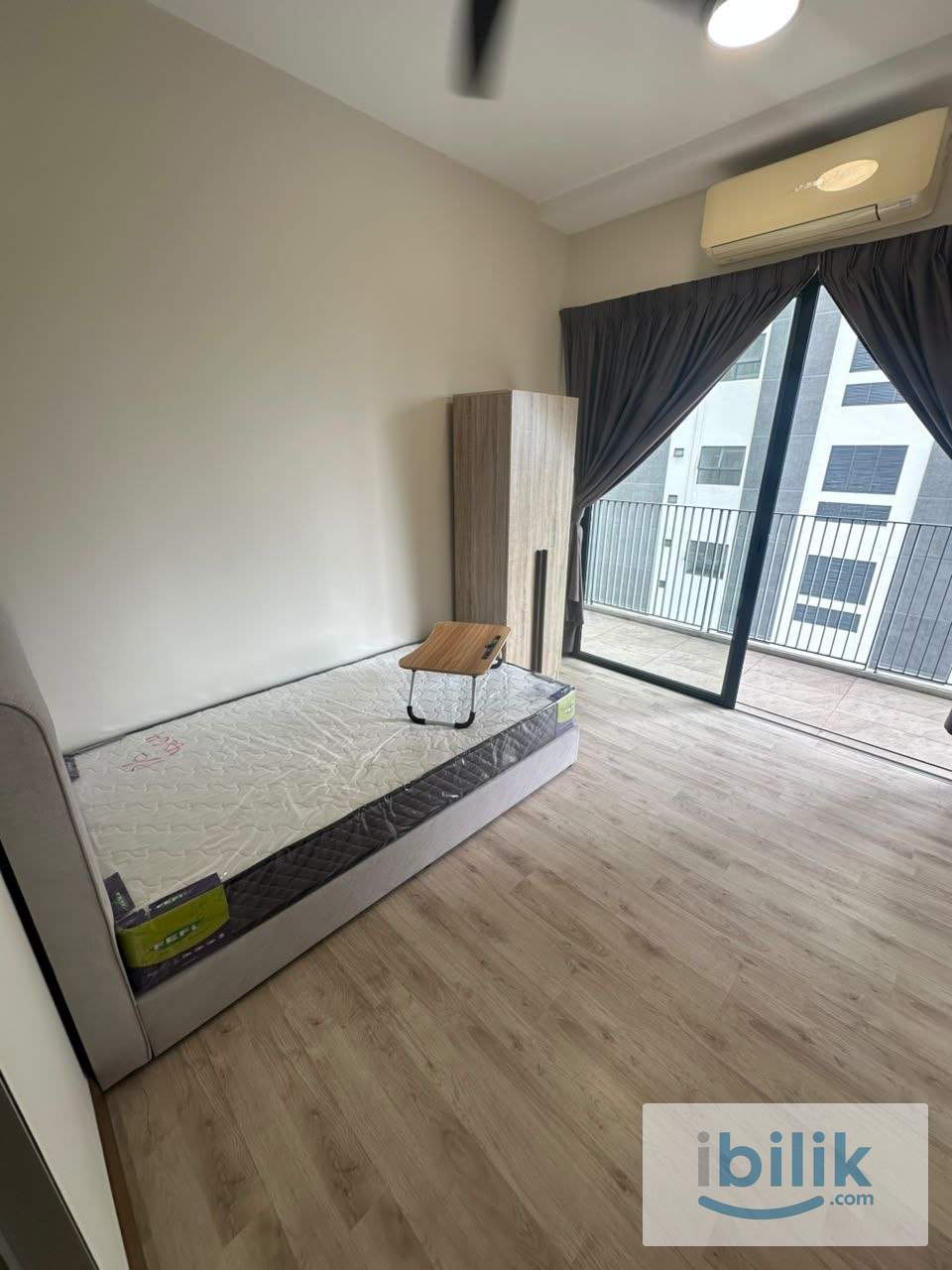 [Emporis] Female Unit Medium Room Rent Next to Jalan Teknologi Kota Damansara, Emhub - Image 1