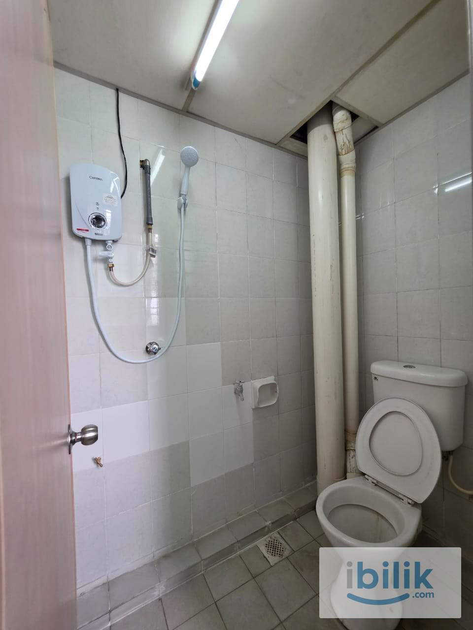 Male Master Room @ Pangsapuri Seri Setia, SS9A Sg Way, walk to KTM & Pasar Seri Setia - Image 2