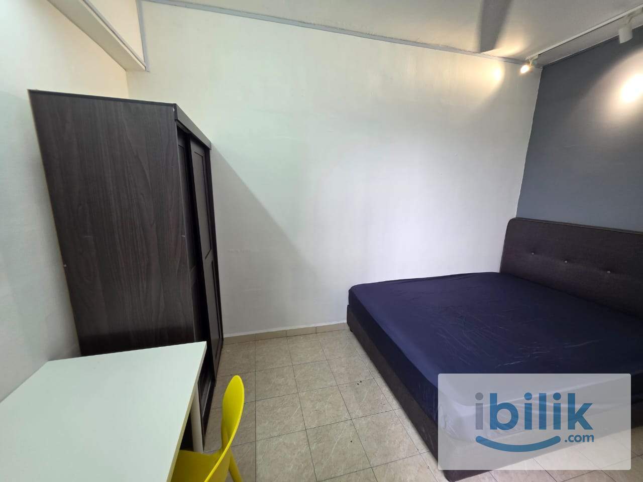 Male Single & Middle Rooms @ Pangsapuri Seri Setia, SS9A Sg Way, walk to KTM & Pasar Seri Setia - Image 3