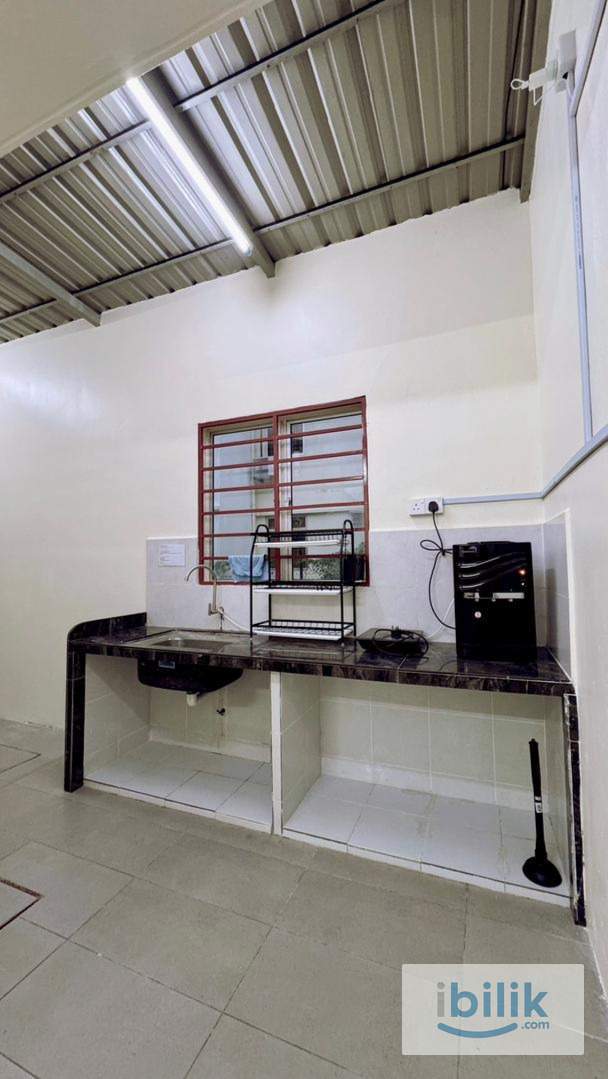 Female Master Room  - Image 5