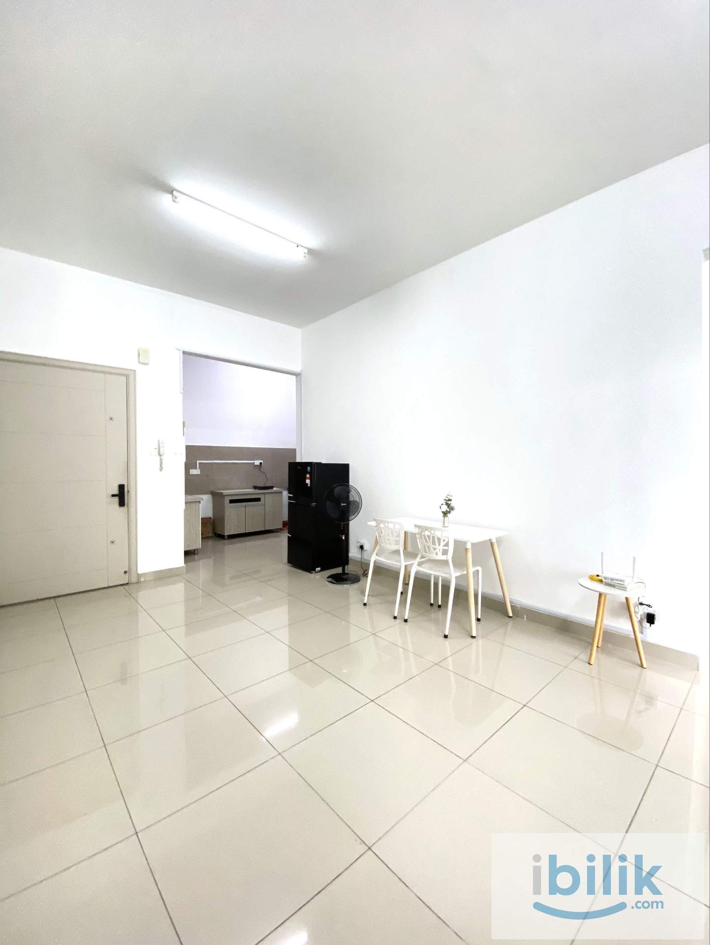 Female Medium Room - Image 5