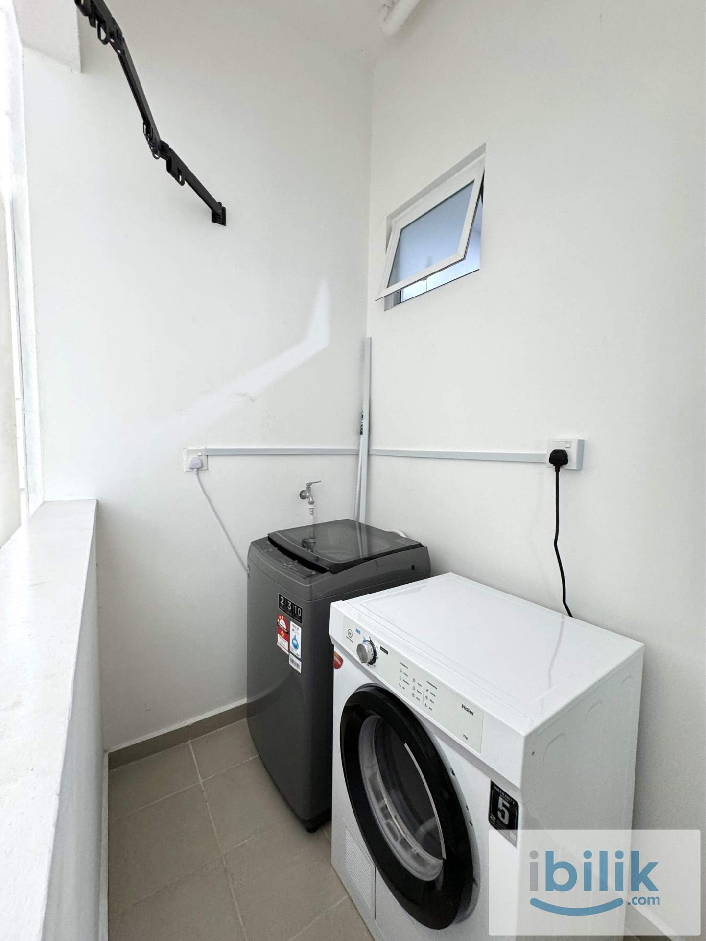 Medium Room Near Airport - Image 5