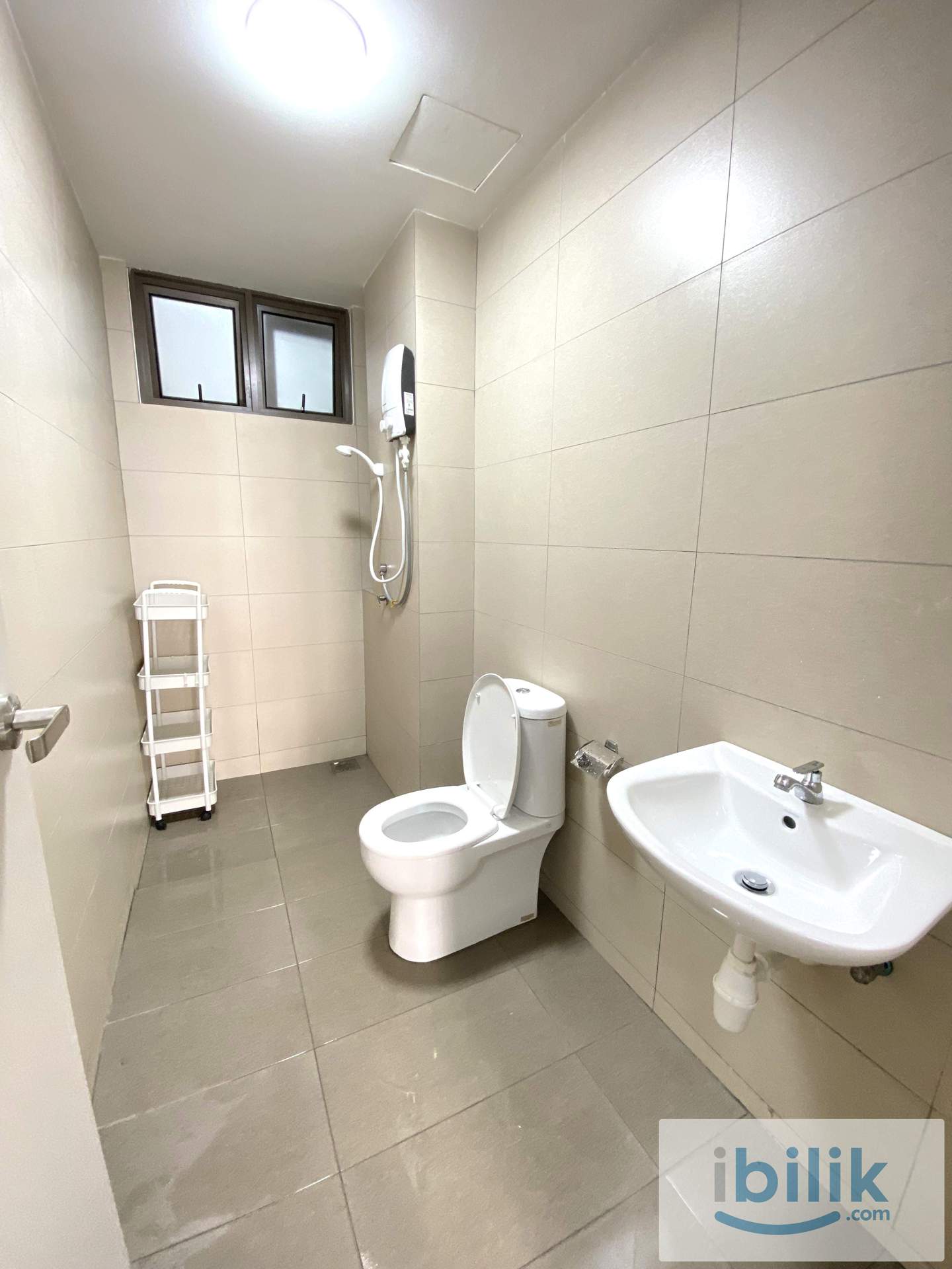 Cozy Single Room for rent in Sungai Ara - Image 4