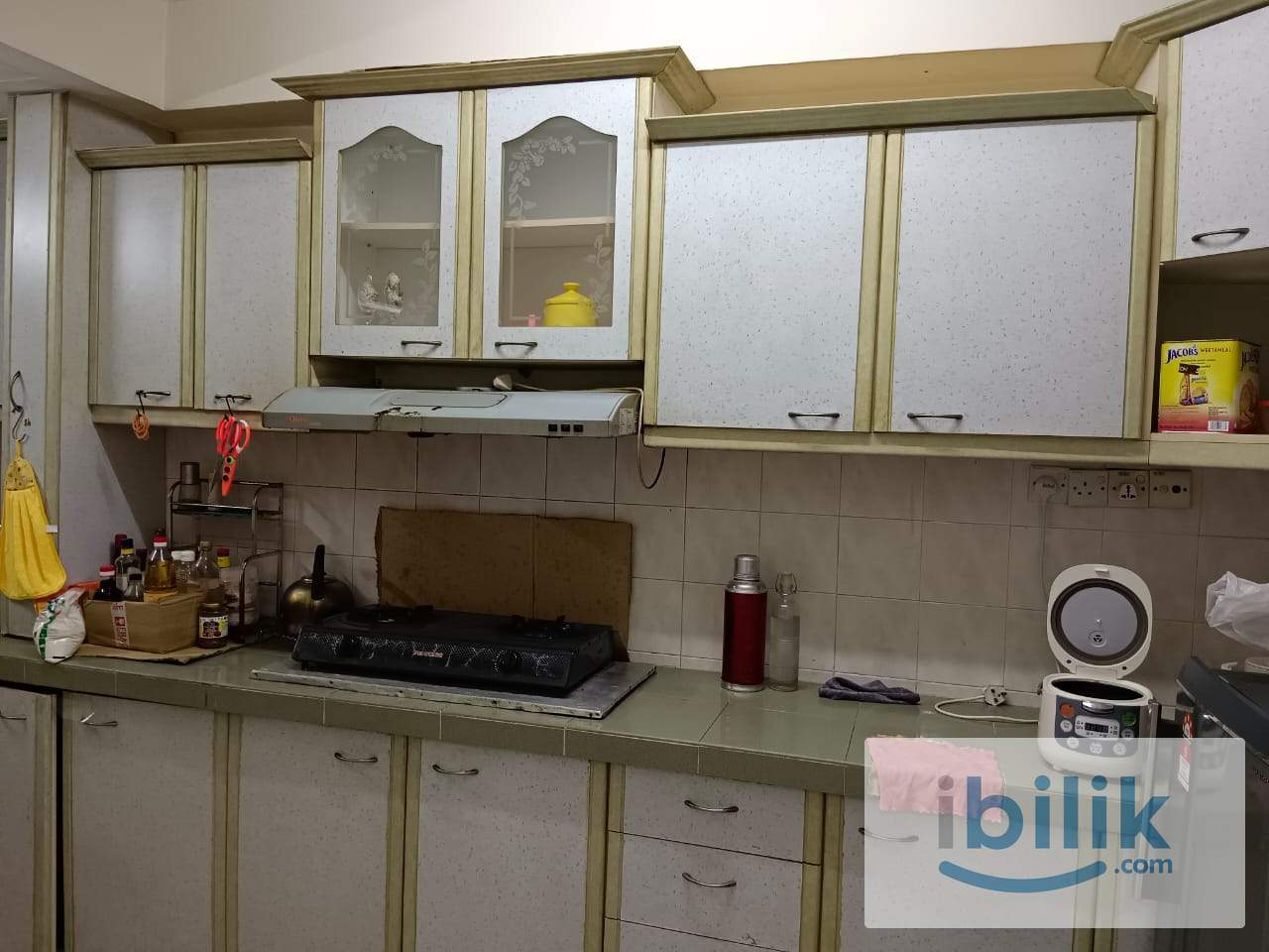 Small room RM 450 Included utilities_Walking Distance to SALAK SELATAN LRT - Image 3