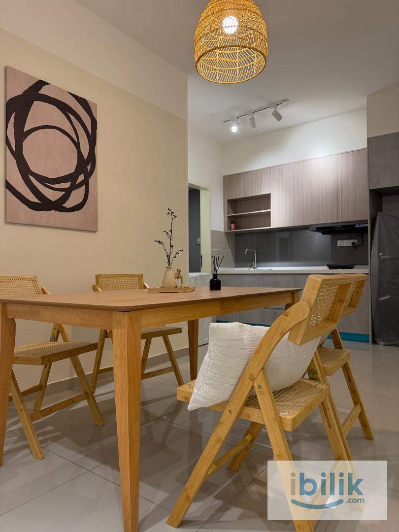 Master Room at D’Clover Residence at Damansara Perdana - Image 4