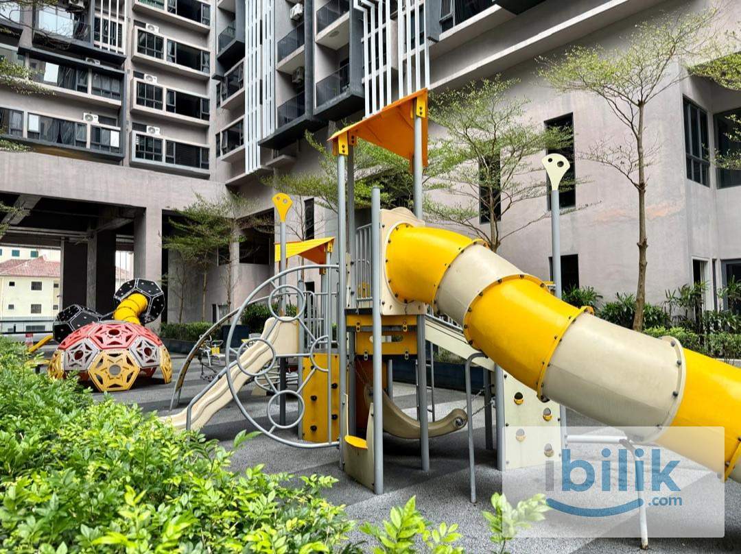 Chic Studio Stay | Melaka Raya | Sea View | Bathub - Image 9