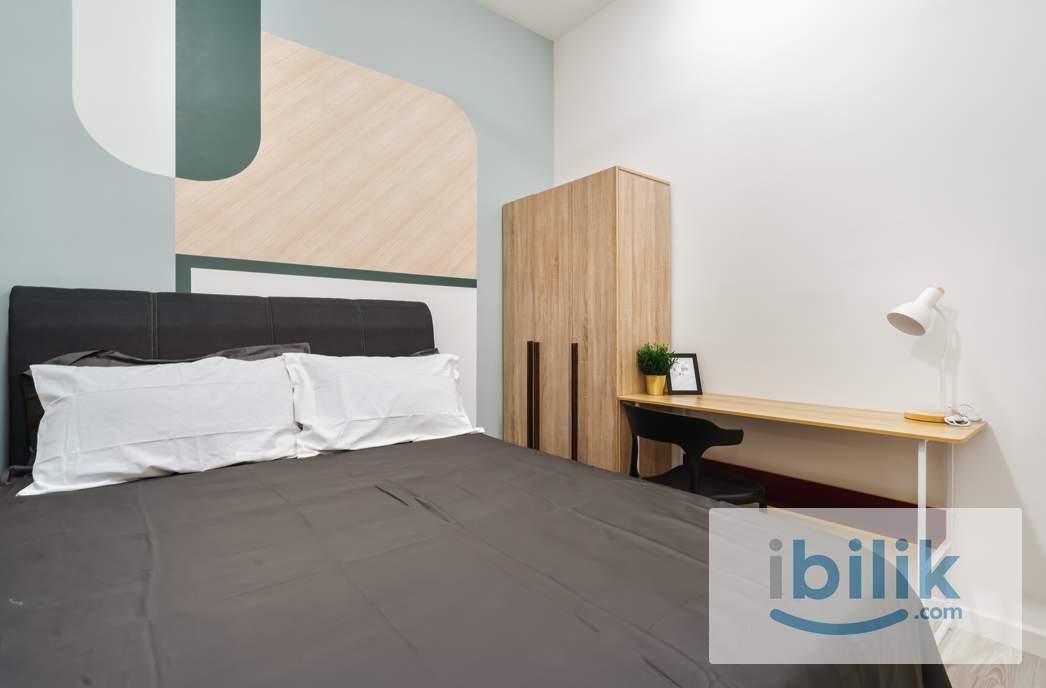 READY TO MOVE IN PREMIUM FEMALE ROOM - Image 1