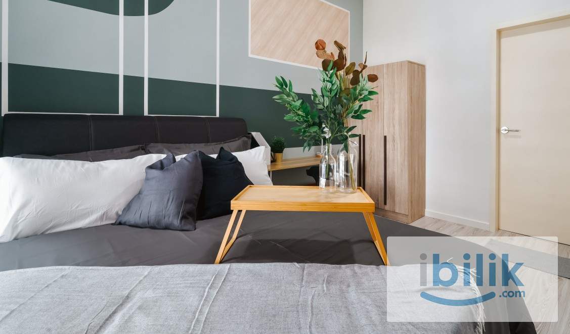 MODERN FULLY FURNISHED MASTER BEDROOM FOR FEMALE (NEAR MRT/LRT PUTRA PERMAI) - Image 3