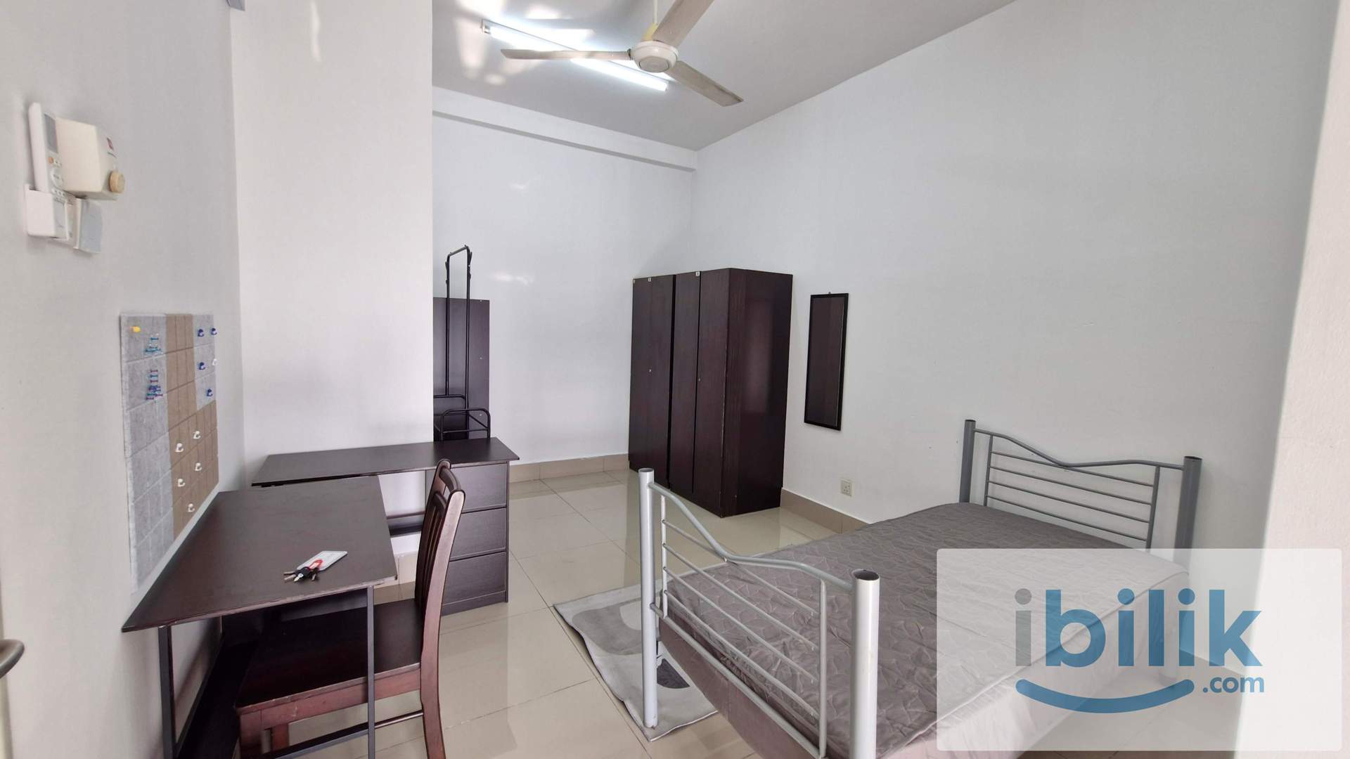 Master Room - Female Only✨at Mutiara Ville, Cyberjaya - Walking to Tamarind Square/Cyberjaya Hospital/MMU-UOC - Image 1