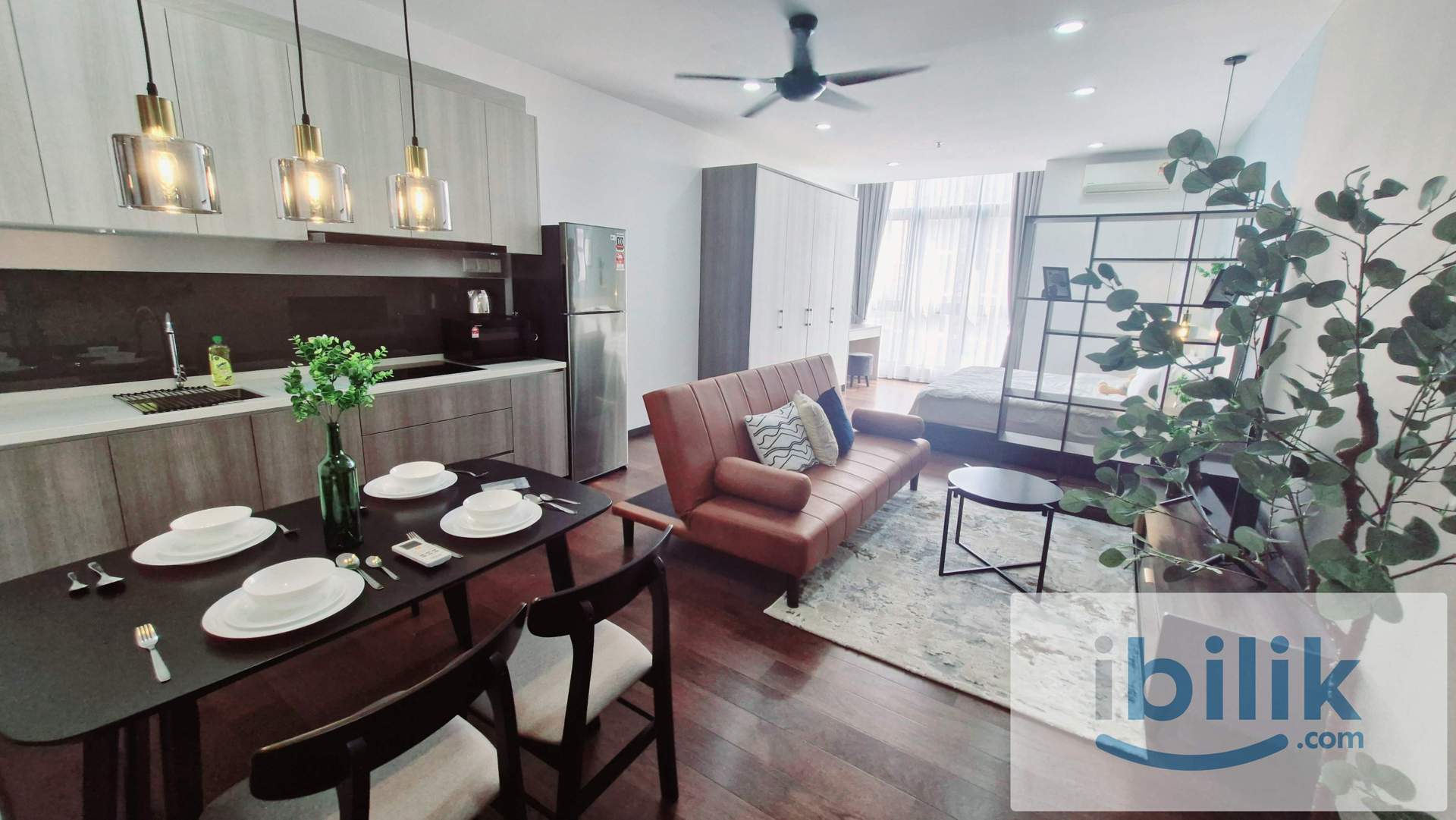 Queensville SOHO Studio Fully Furnished✨Parking✨Smart Lock✨Salak Selatan LRT - Image 1