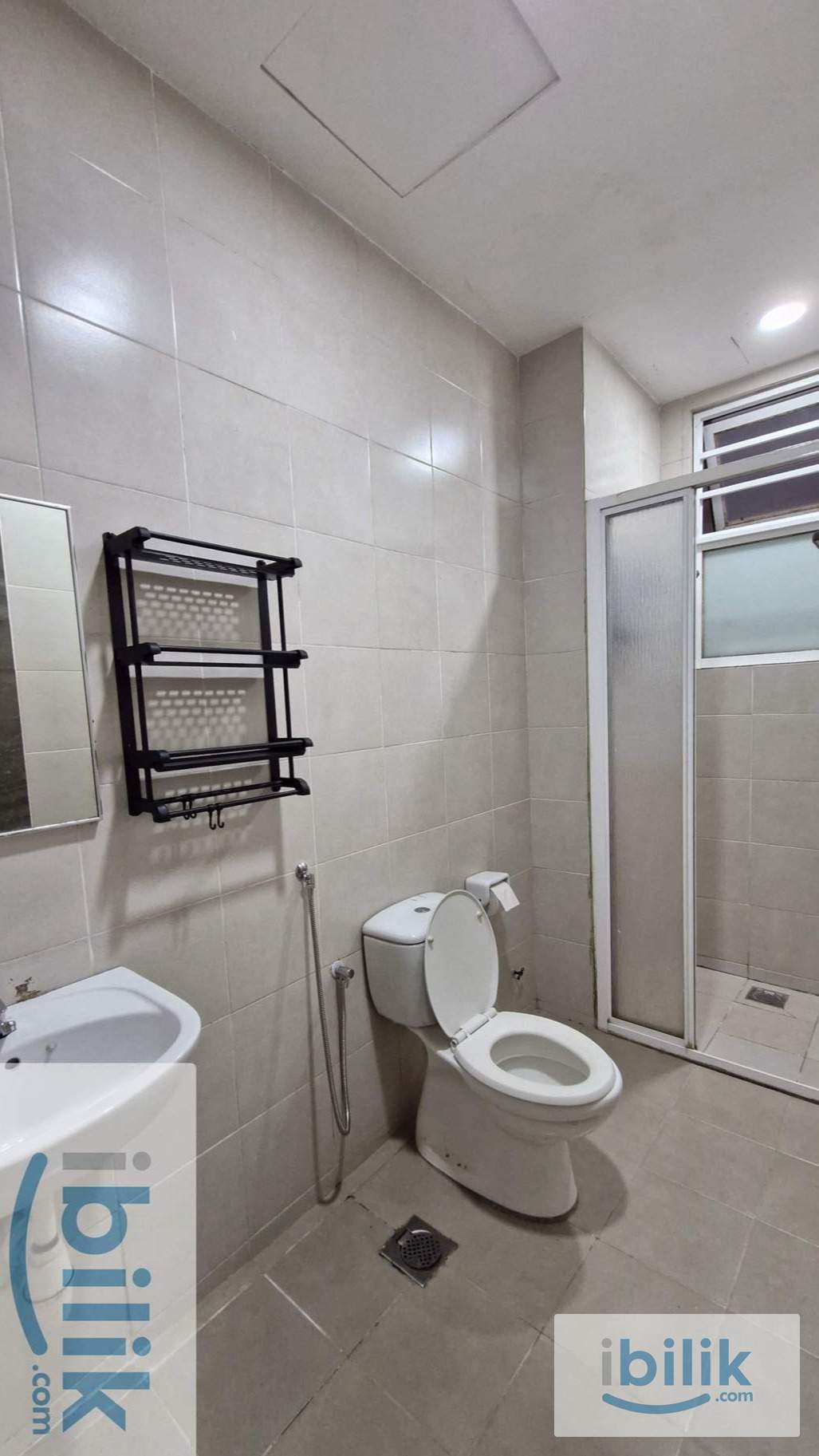 UPGRADED Single Middle Room Female Only✨at Mutiara Ville, Cyberjaya - Near Tamarind Square/Cyberjaya Hospital/MMU/UOC B1 - Image 6