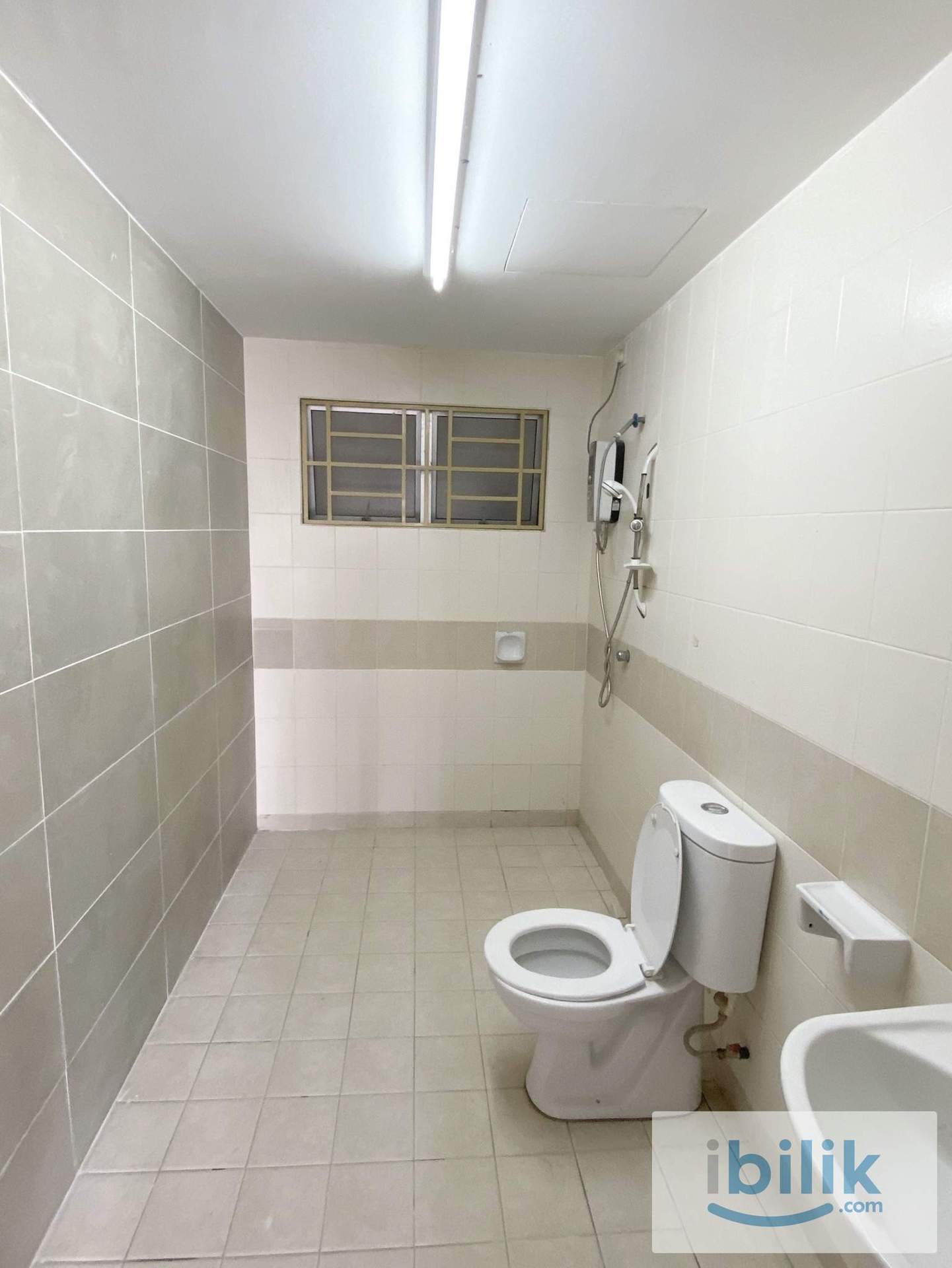 Cozy Single Room for Rent @ Kinrara Mas Condo - Image 4