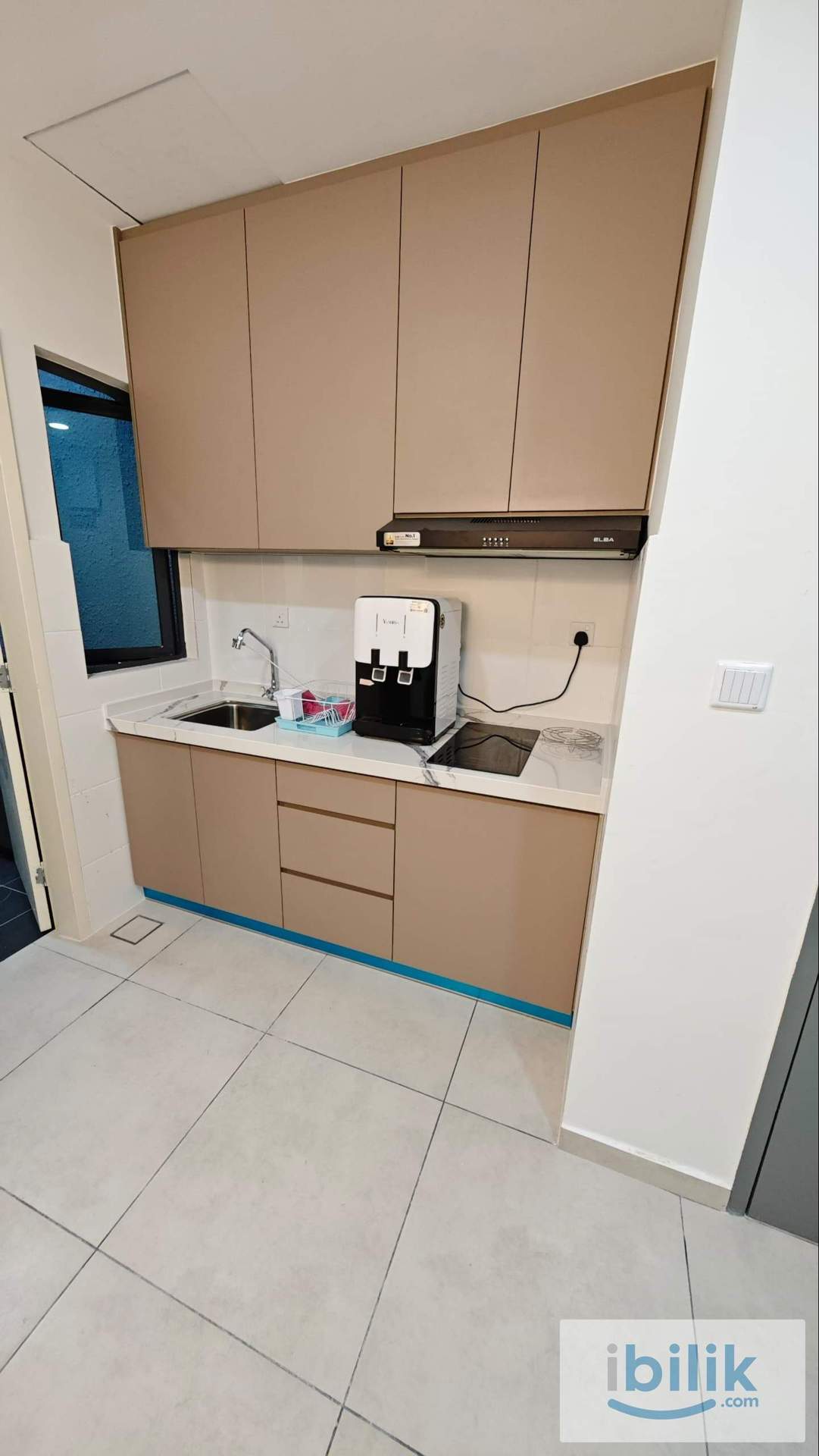[FEMALE UNIT] Middle Room Meta Residence - Image 4