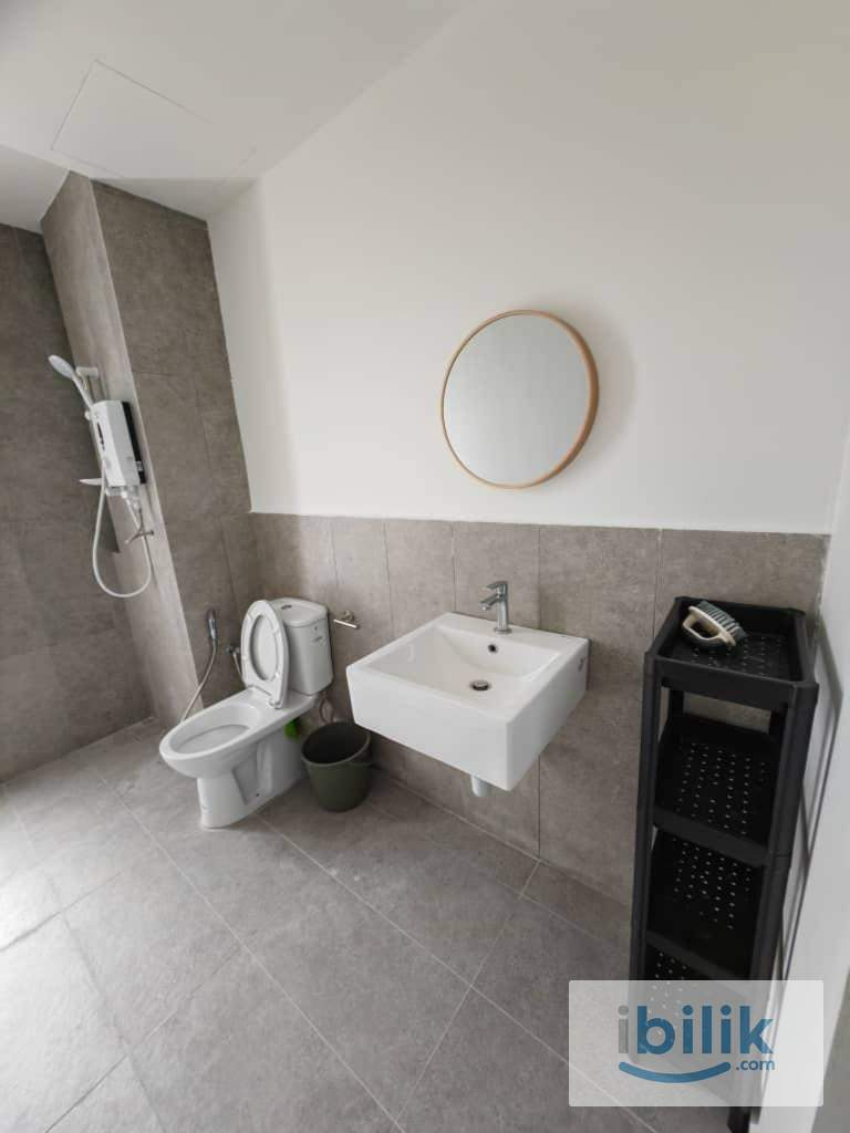 [MIXED UNIT] Suite Enesta Kepong Middle Room - Image 3