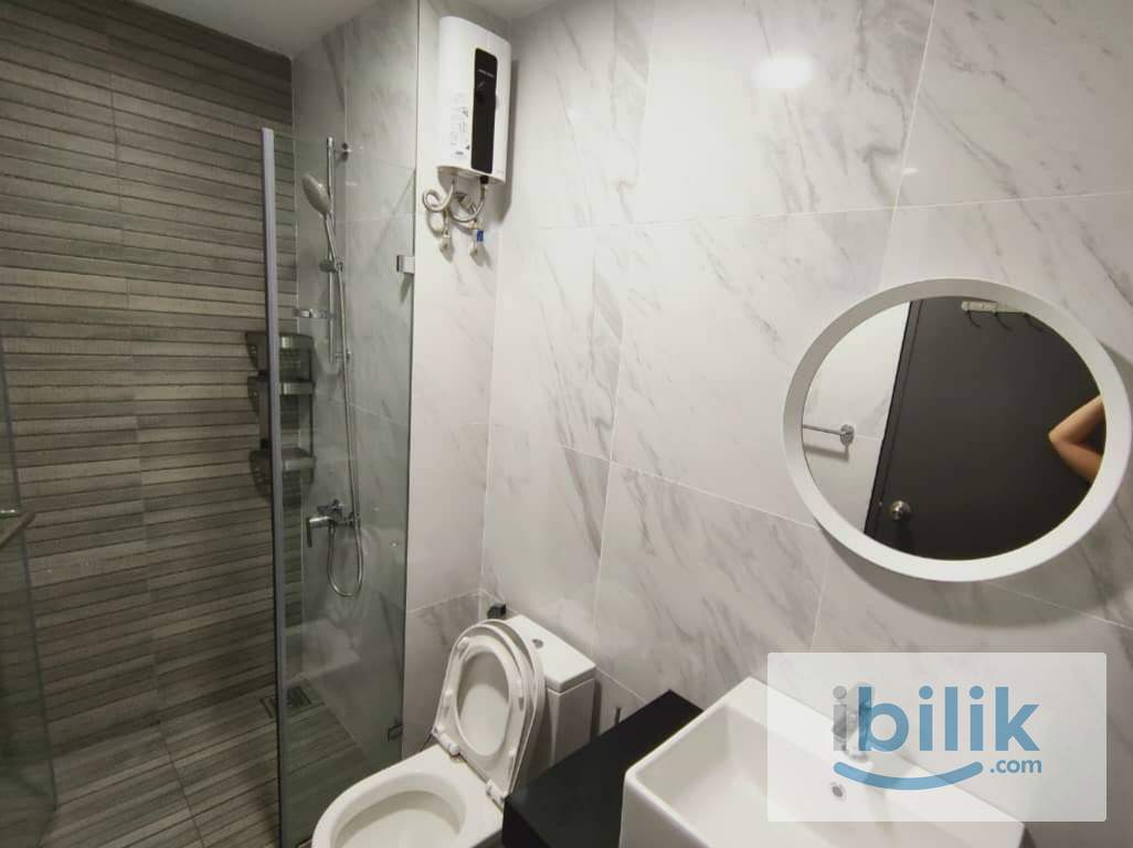 [MIXED UNIT] Emporis Kota Damansara Single Room with Window - Image 4