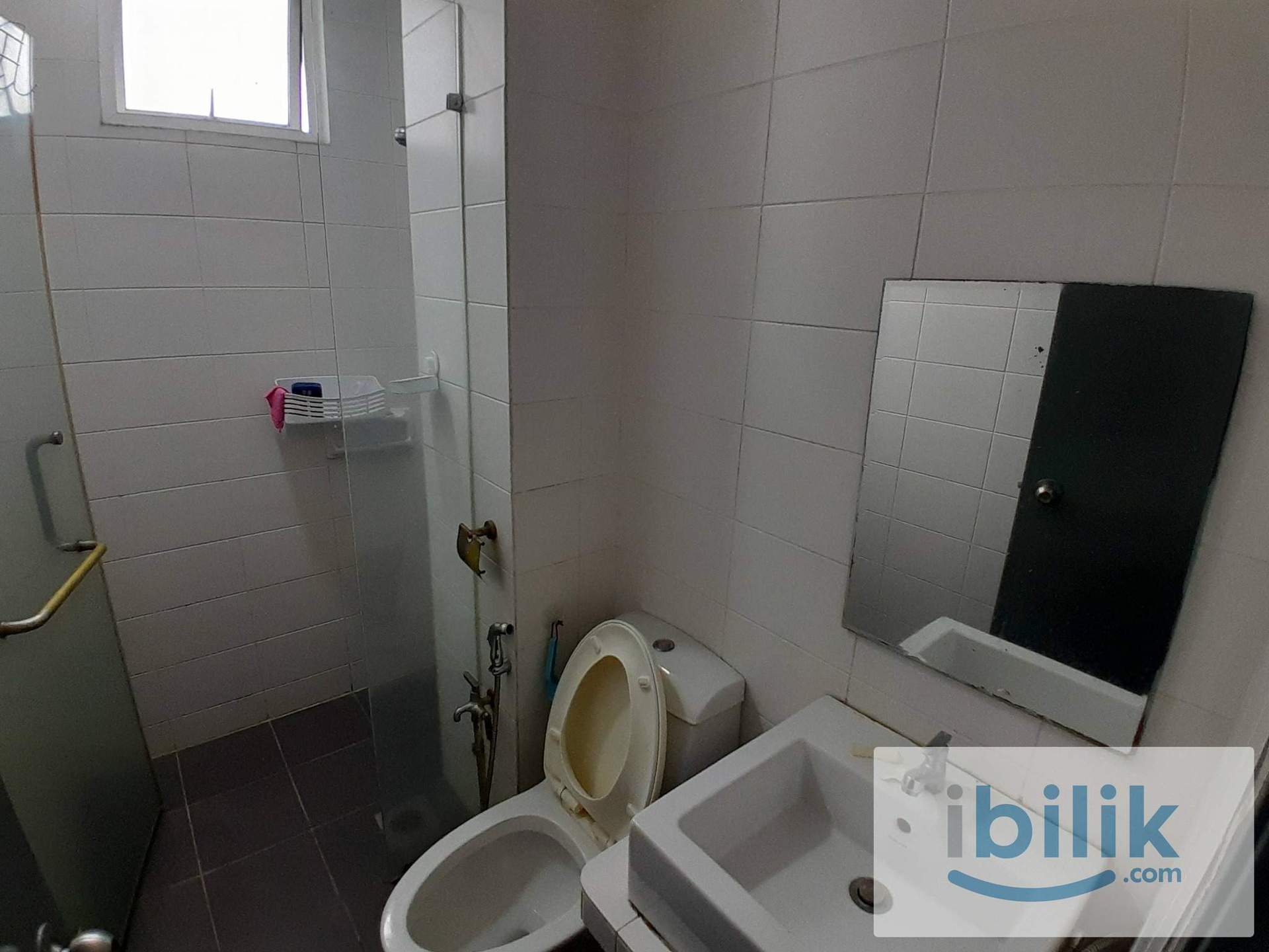 Female Unit Master Room attached with Private Bathroom at Vue Residence - Image 4