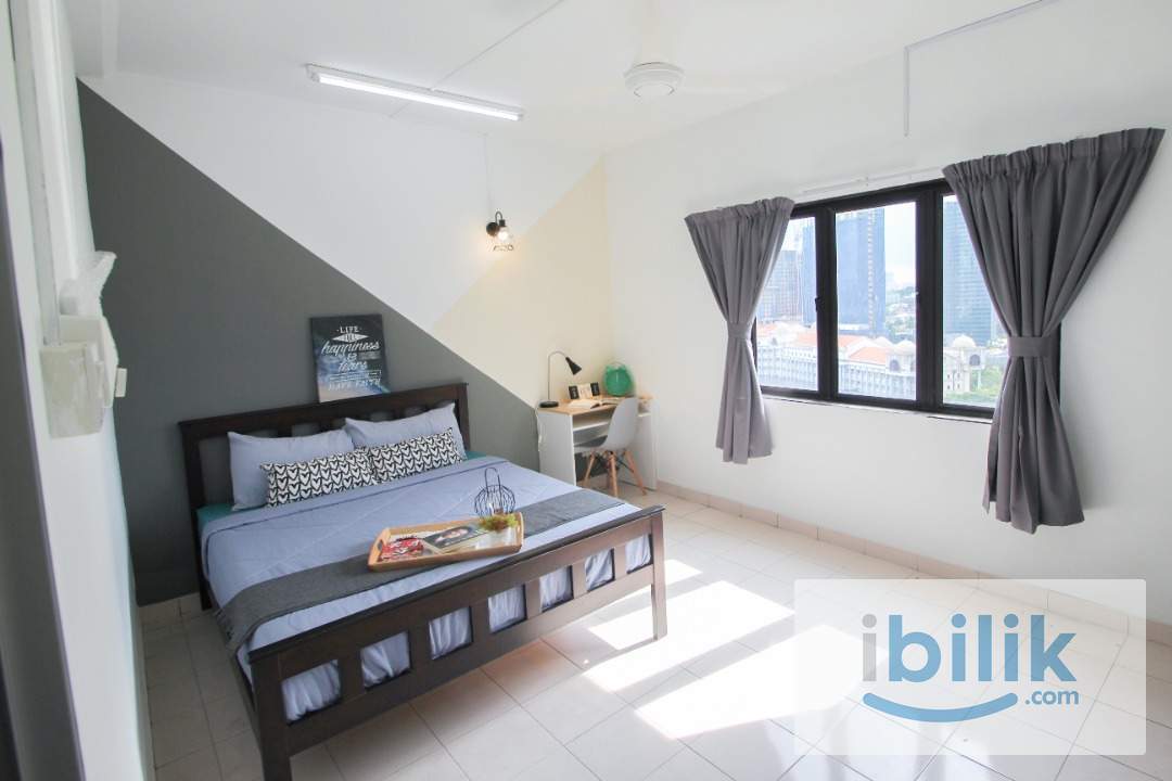 Fully-Furnished Middle Room with A/C & Window for Rent at Sri Putramas - Image 1