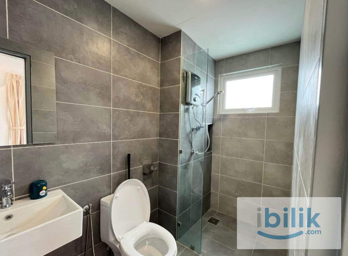 ✨Middle Room for Rent at 121 Residences @ Bandar Utama, Petaling Jaya - Image 2
