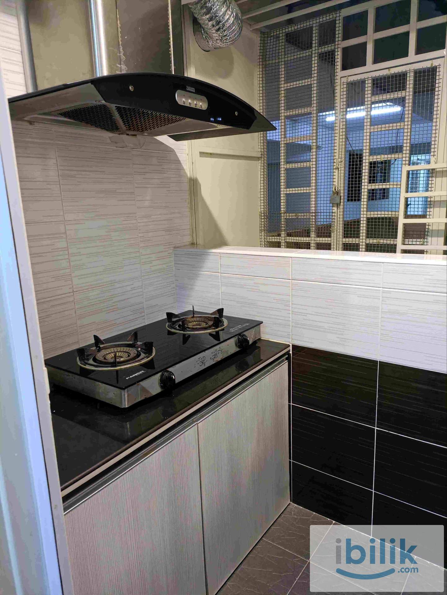 Mid Room To Rent - Image 6