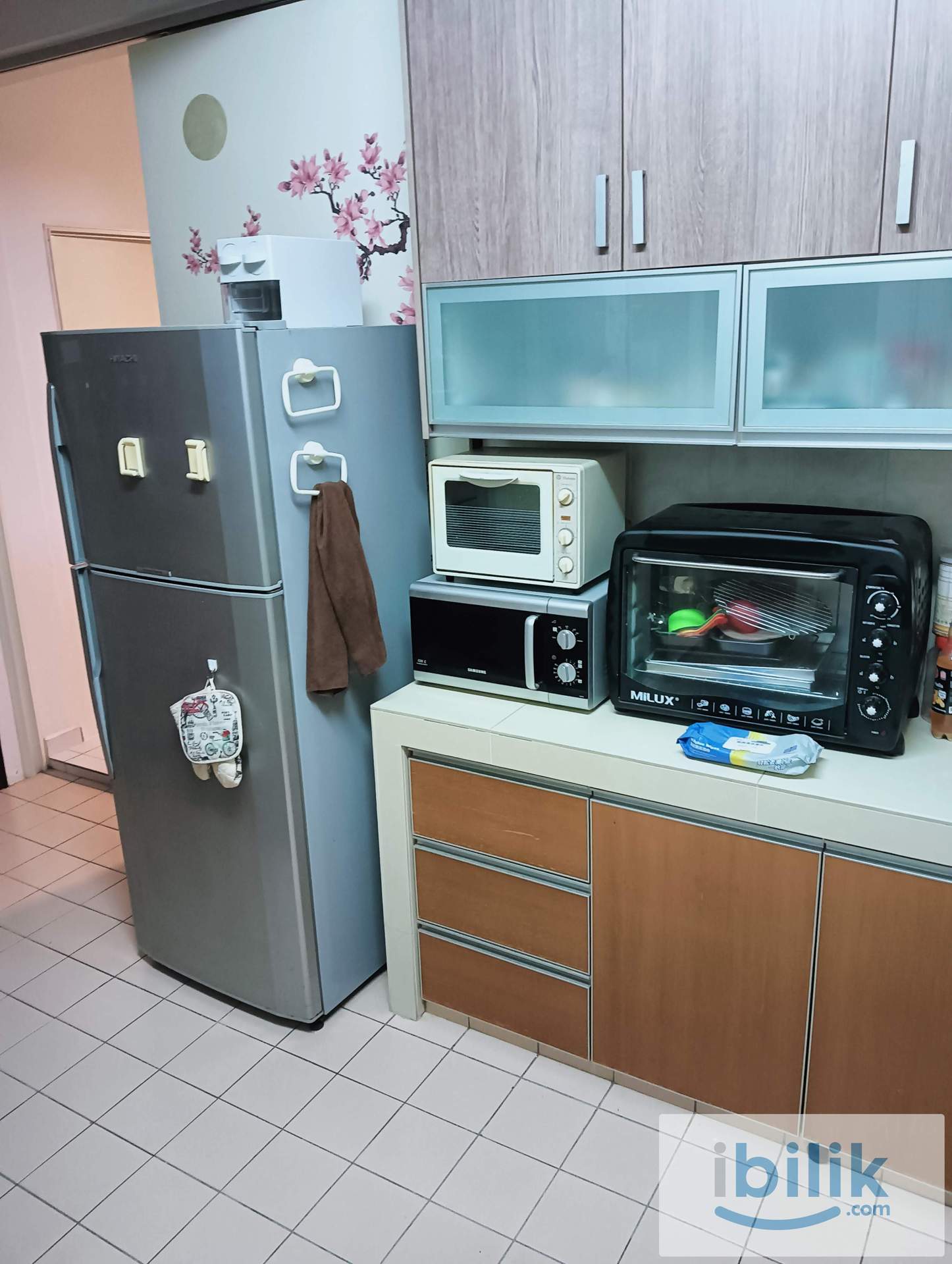 Fully Furnished Medium Room @ Bukit Rimau, Kota Kemuning - Image 3