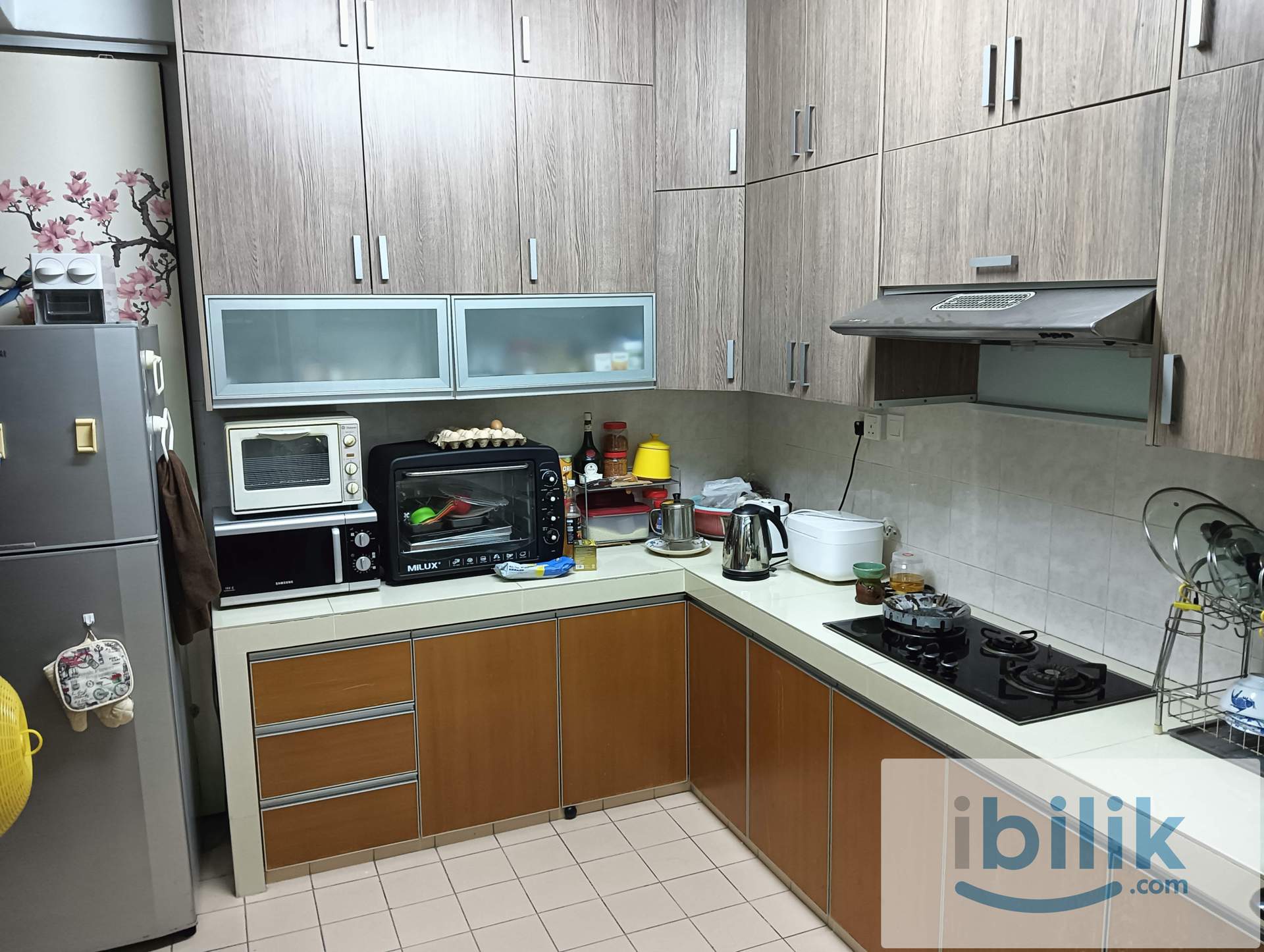 Fully Furnished Medium Room @ Bukit Rimau, Kota Kemuning - Image 8